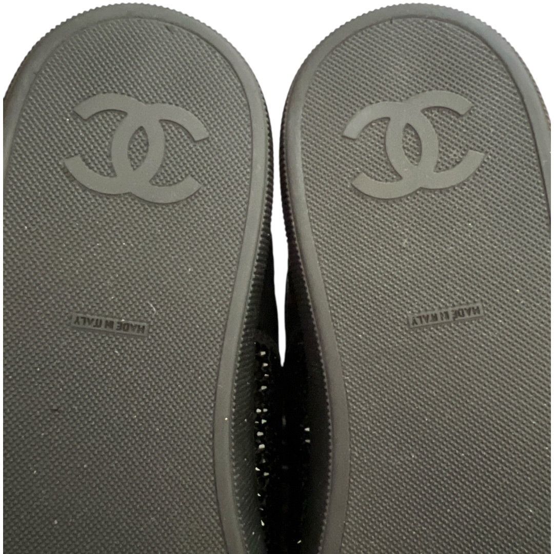 Chanel Chanel Black Quilted CC Logo Leather Sneakers, IT 39.5 Size US 9.5 / IT 39.5 - 7 Thumbnail