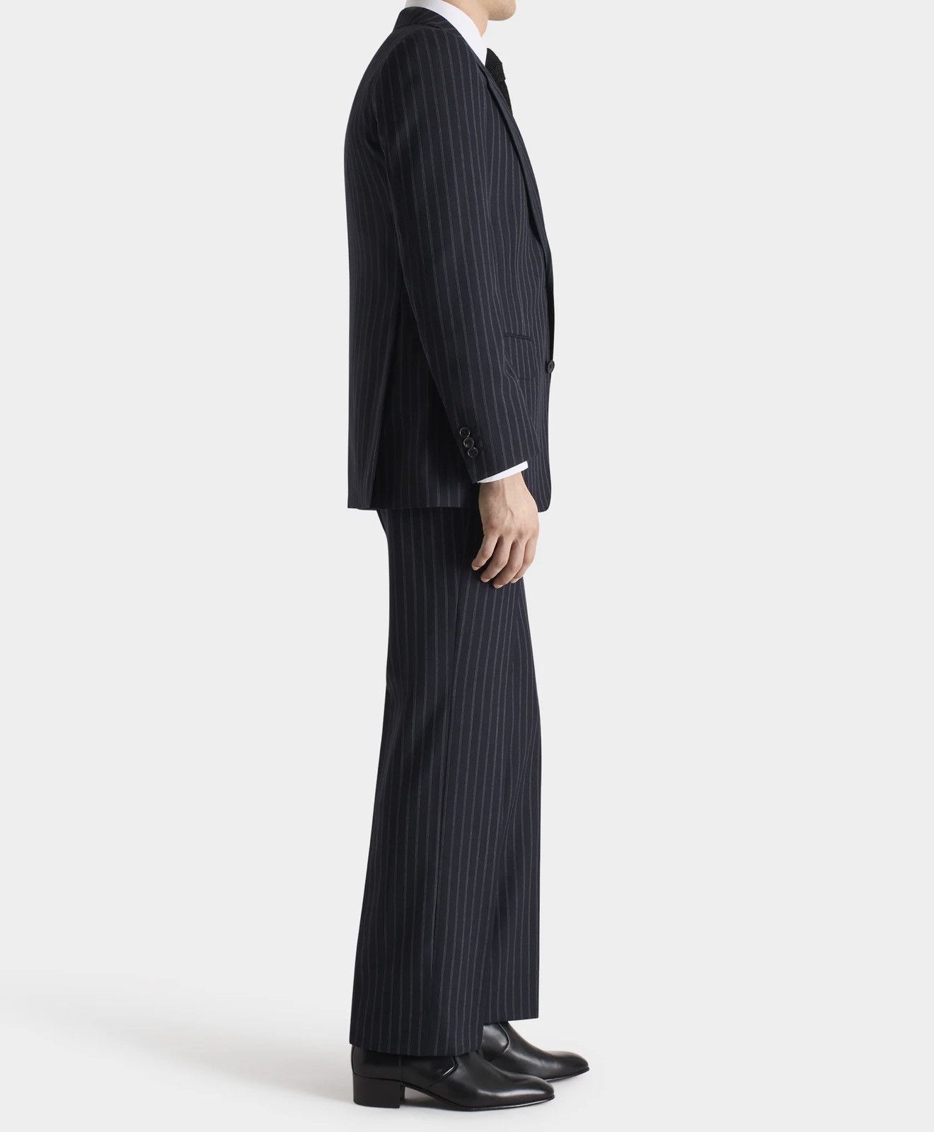 HUSBANDS SINGLE-BREASTED SUIT NAVY WITH LIGHT GREY PINSTRIPES Size 52R - 6 Thumbnail
