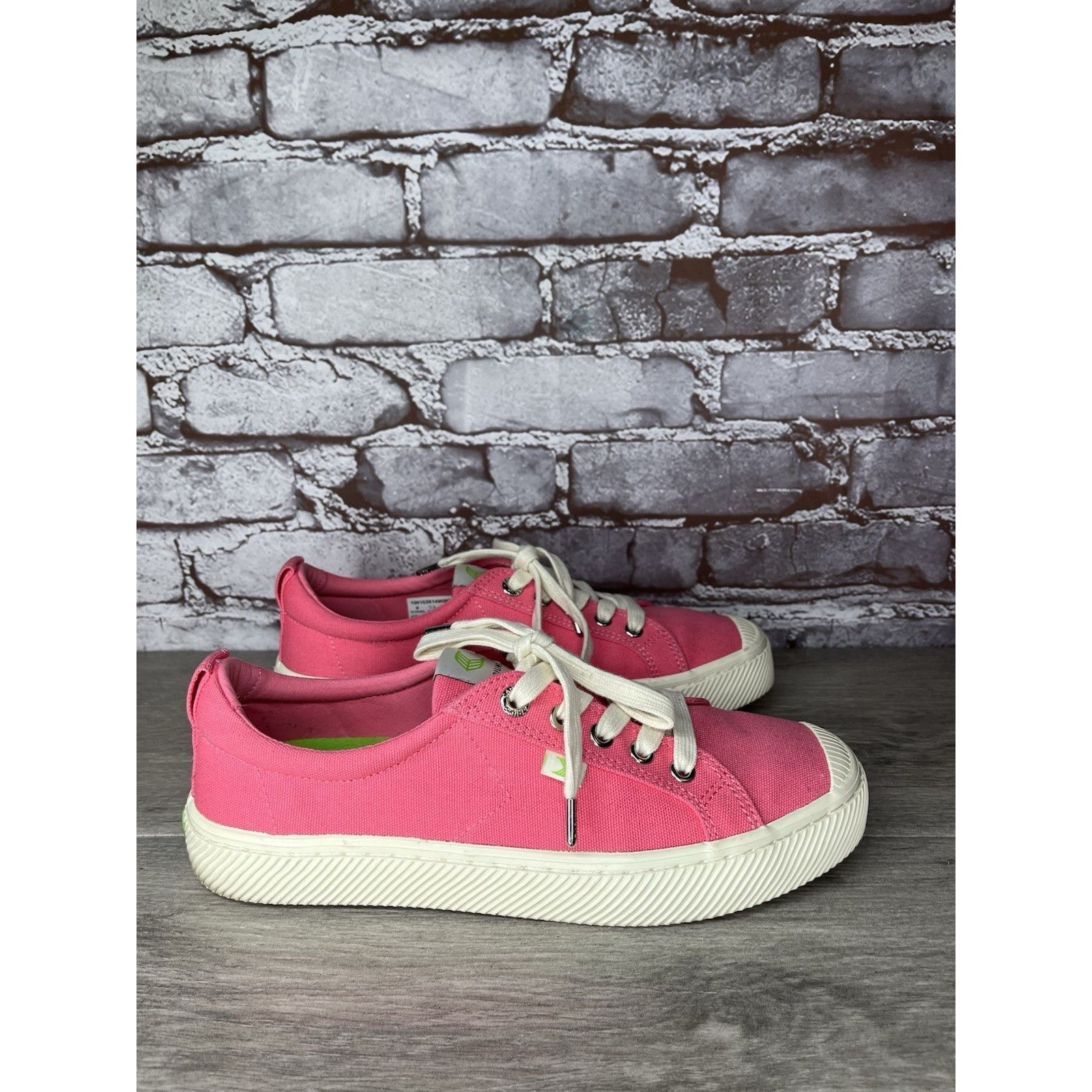Frescobol Carioca Cariuma OCA Pink Lemonade Canvas Sneakers Shoes Women Sz 9M Size US 9 / EU 42 - 1 Thumbnail