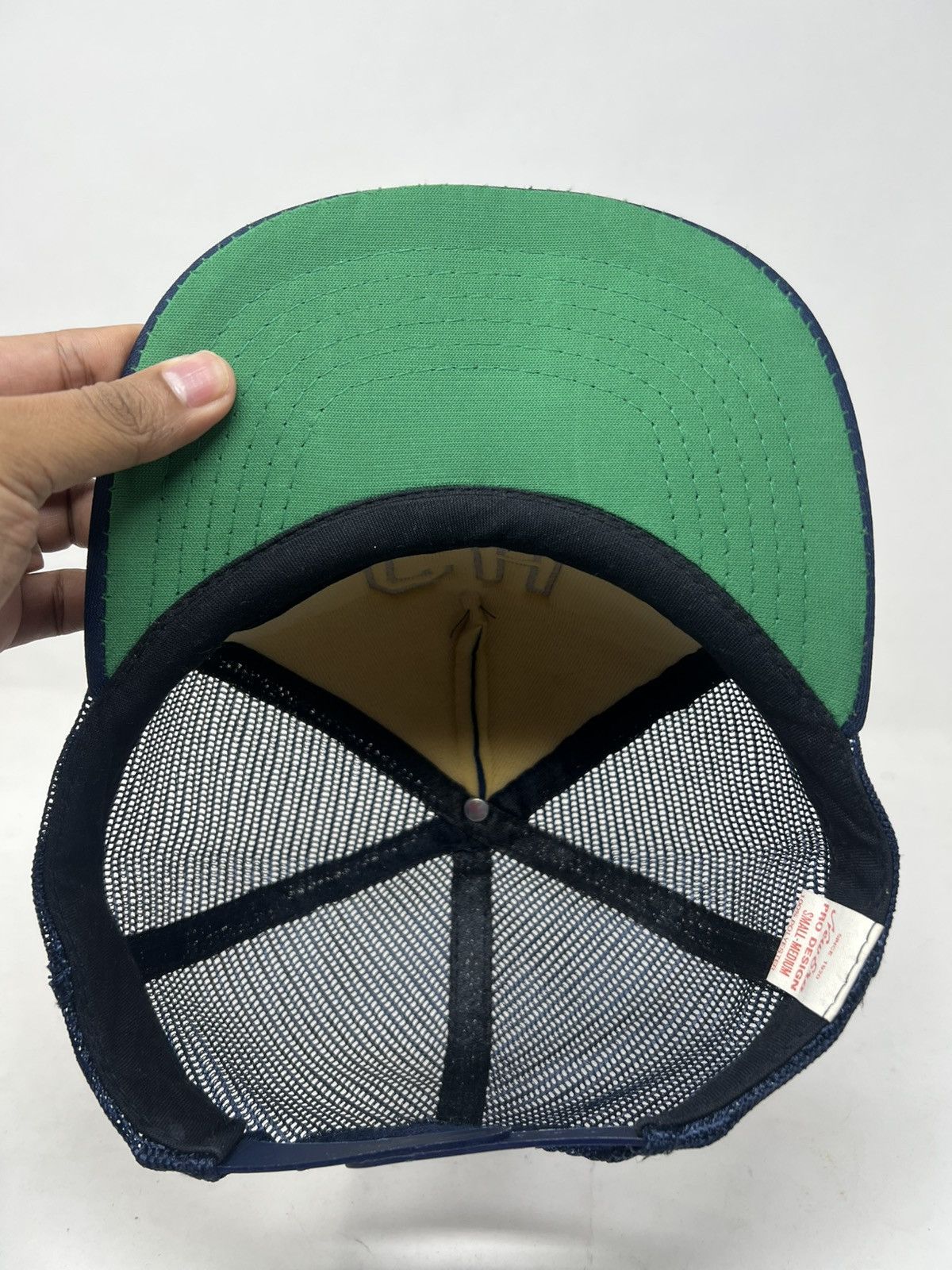 Vintage Vintage New Era CH Indigo Trucker Hat Size ONE SIZE - 7 Thumbnail