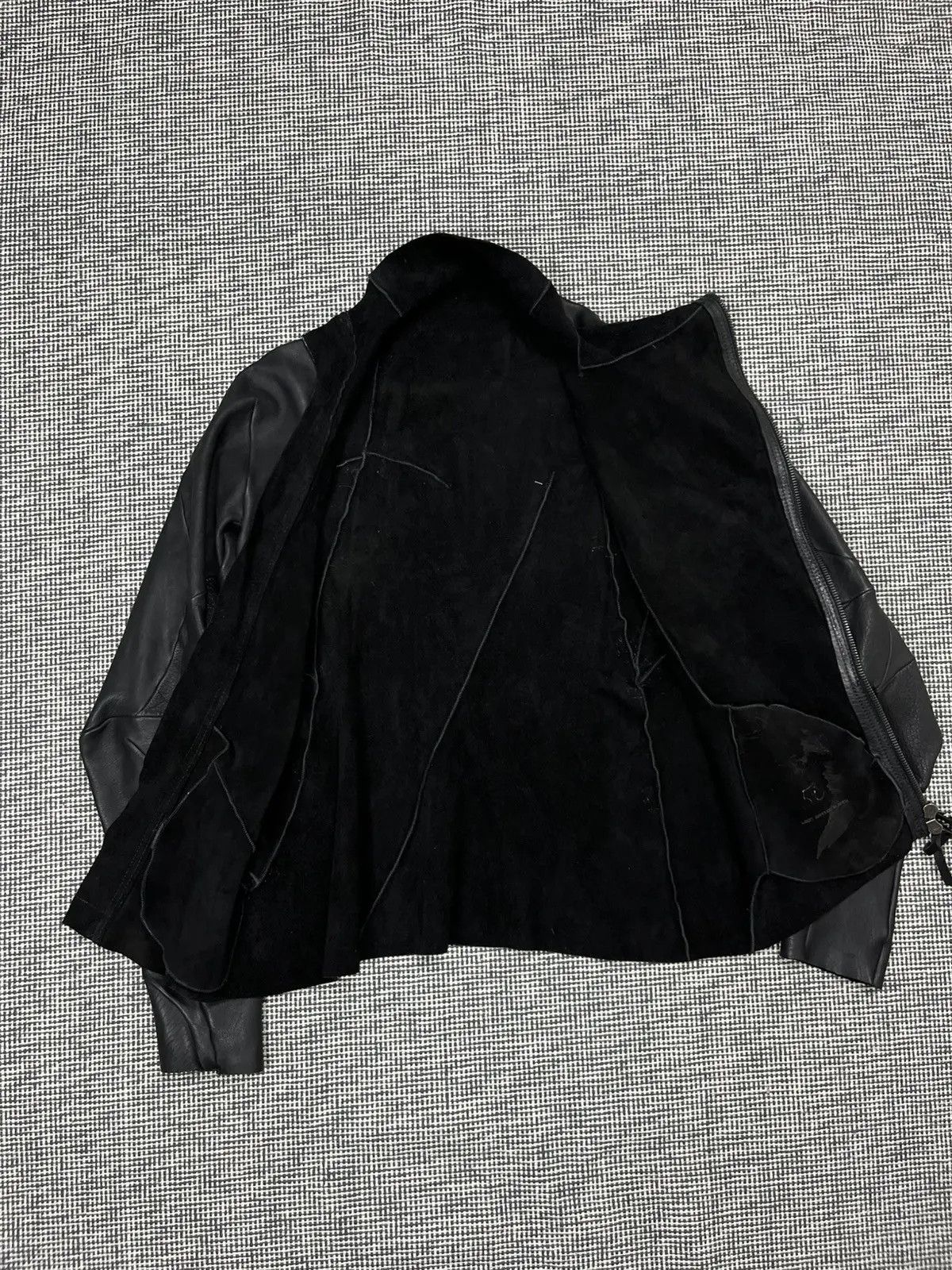 Leon Emanuel Blanck Faded black Leon Emanuel Blanck distortion leather jacket Size US M / EU 48-50 / 2 - 3 Thumbnail