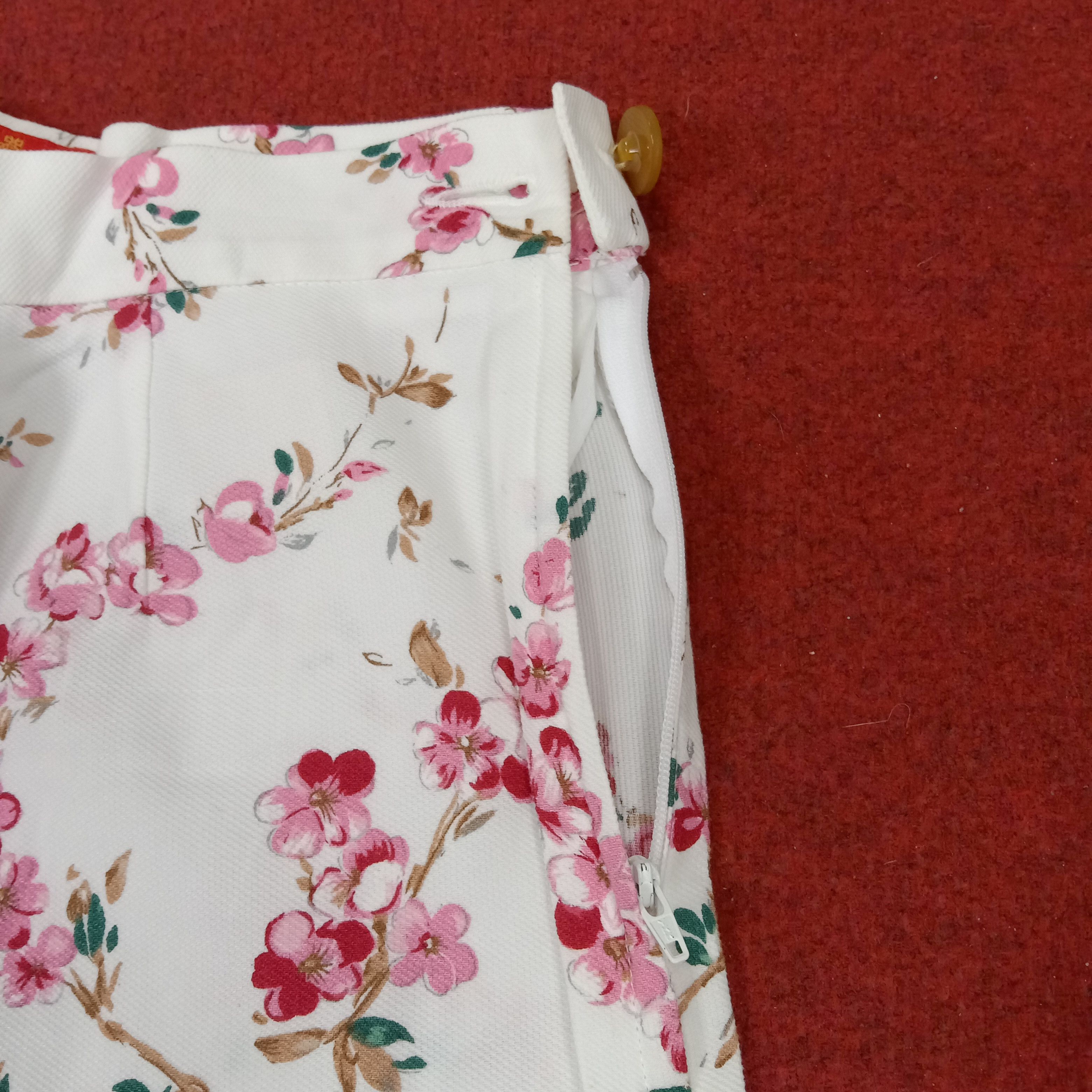 Designer × Vintage × Vivienne Westwood Vivienne Westwood Fashion Flowers Design Style Pants Size 24" / US 00 / IT 34 - 13 Thumbnail
