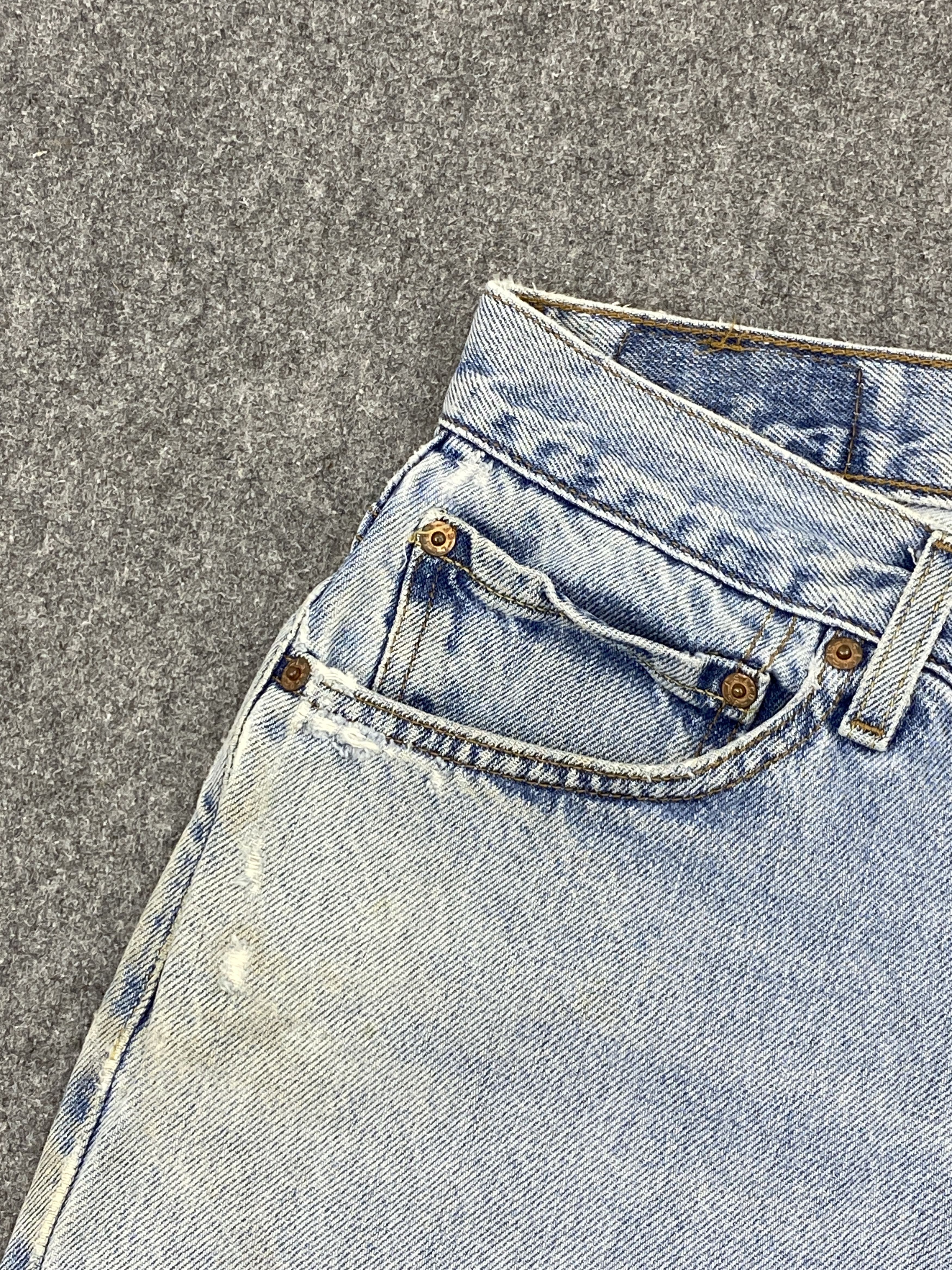 Levi's Light Washed Vintage Levis 505 Jeans DP2621 Size US 34 / EU 50 - 10 Thumbnail