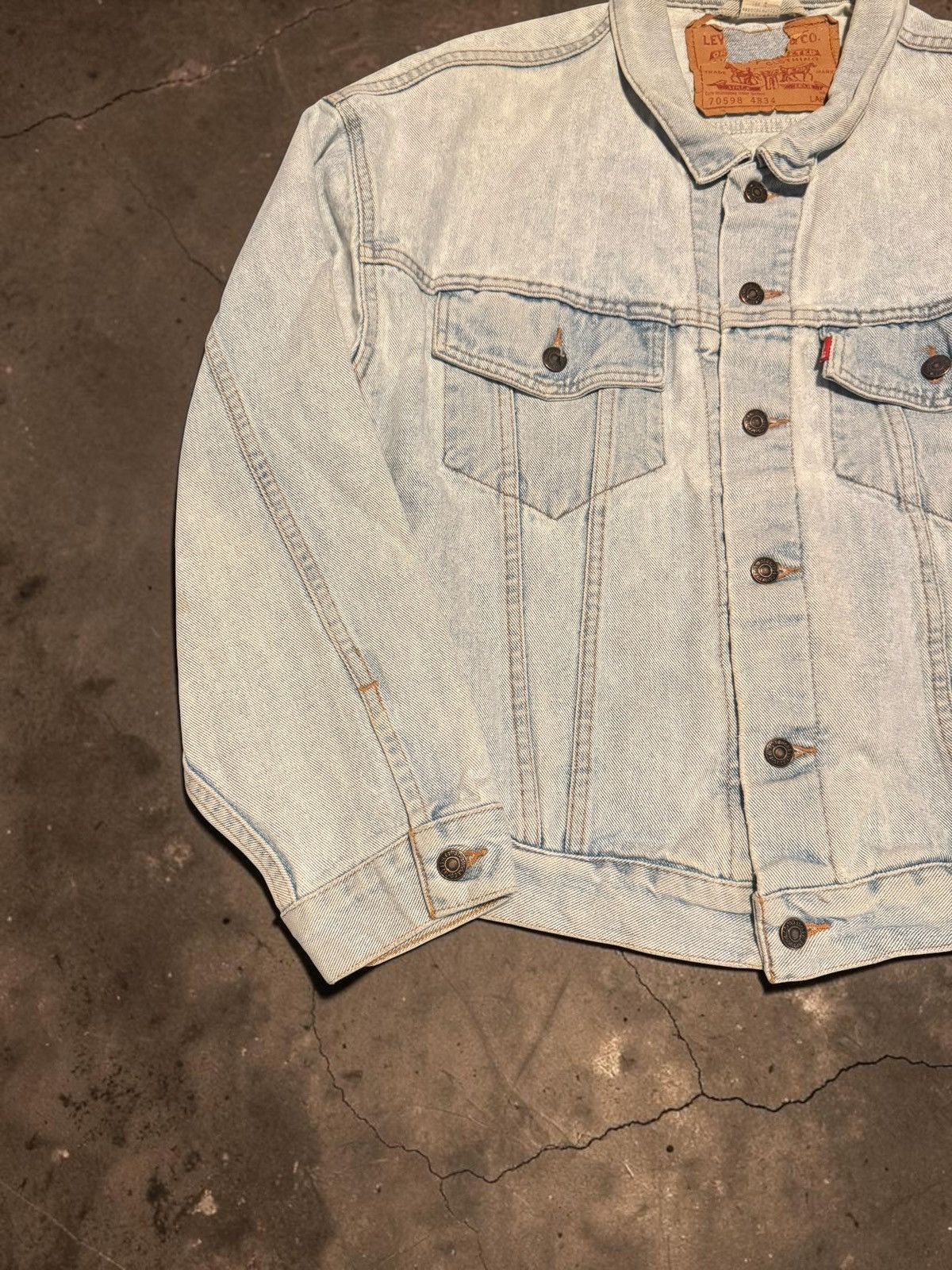 Levi's Vintage Levi's Distressed Thrashed Jacket Size US L / EU 52-54 / 3 - 2 Thumbnail