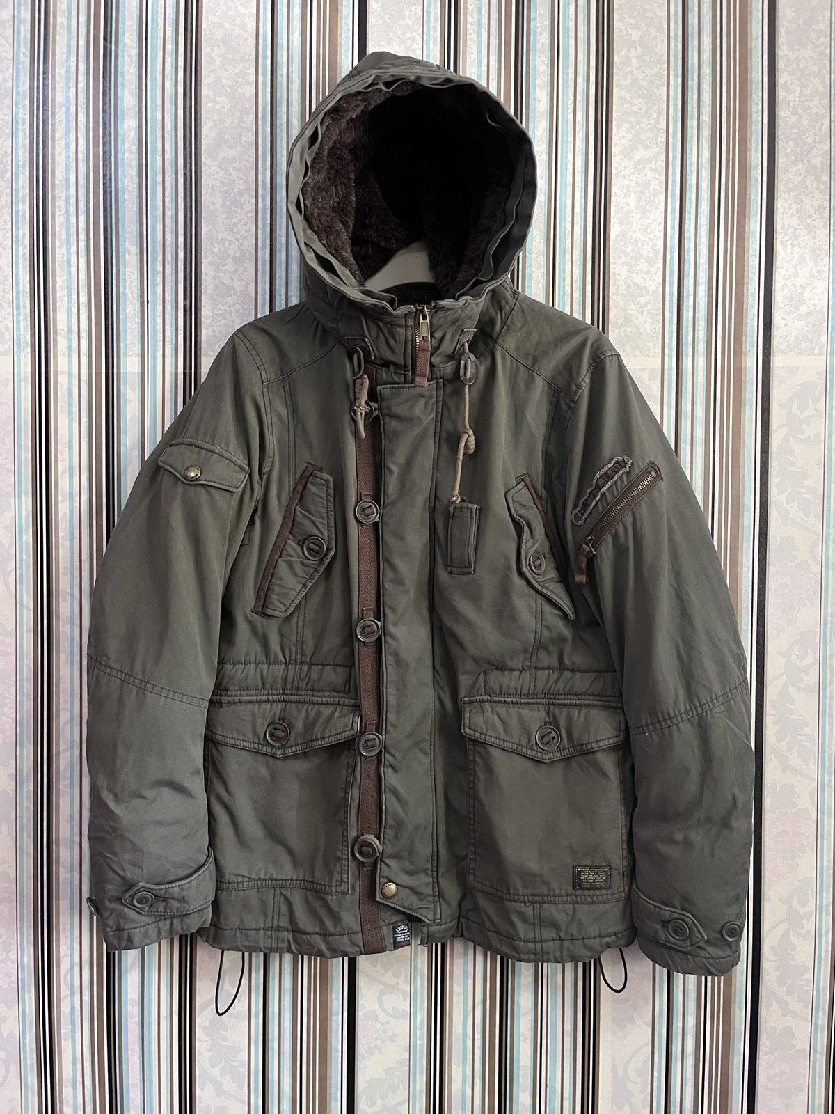 image of Surplus Seminary E69 Tactical F1 in Green, Men's (Size Medium)