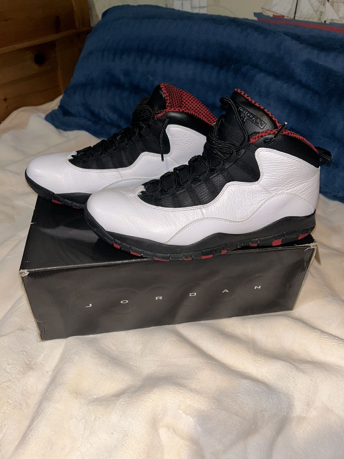 Air Jordan Retro 10 Chicago Size (2012)