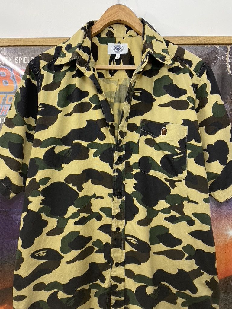 Bape 00s Vintage Bape Cut and Collage Camo Button Up Shirt Size US M / EU 48-50 / 2 - 3 Thumbnail