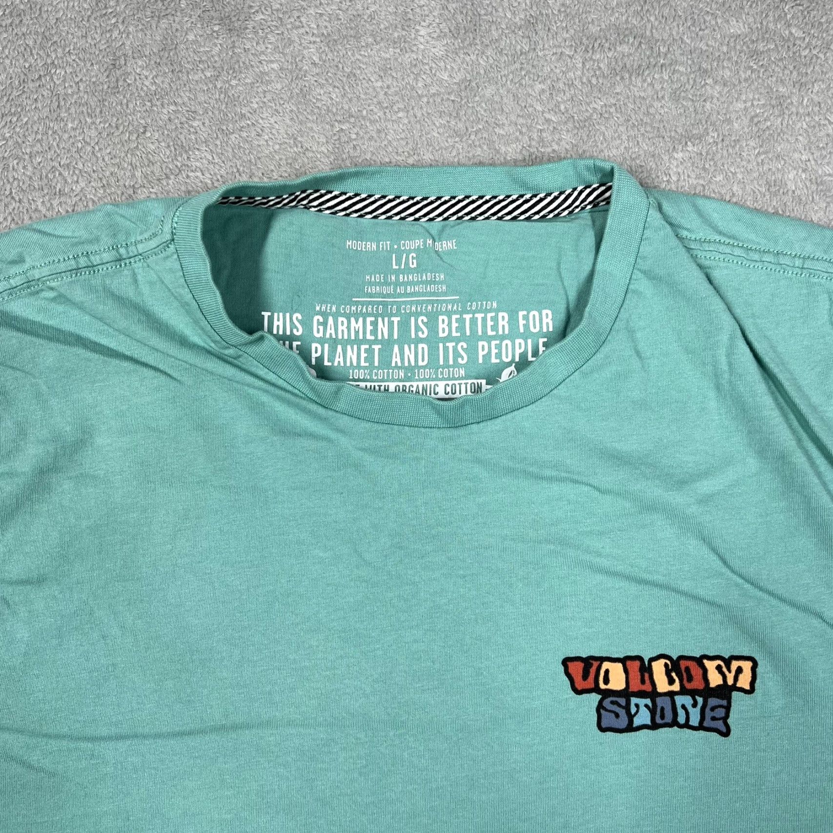 Volcom Volcom Stone Wavey Graphic T-Shirt Mens Size Large Mint Green Crew Neck Short Sleeve T-Shirt Regular Cotton Green Retro Size US L / EU 52-54 / 3 - 7 Thumbnail