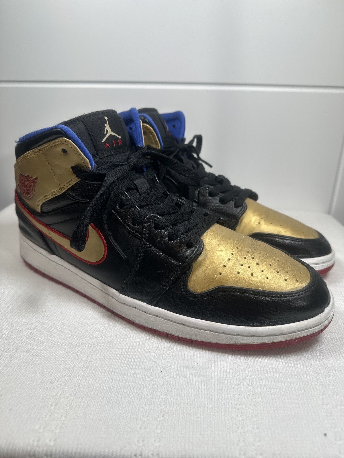 Nike Air Jordan 1 Mid 'Black Gold Red' Size US 11.5 / EU 44-45 - 3 Thumbnail