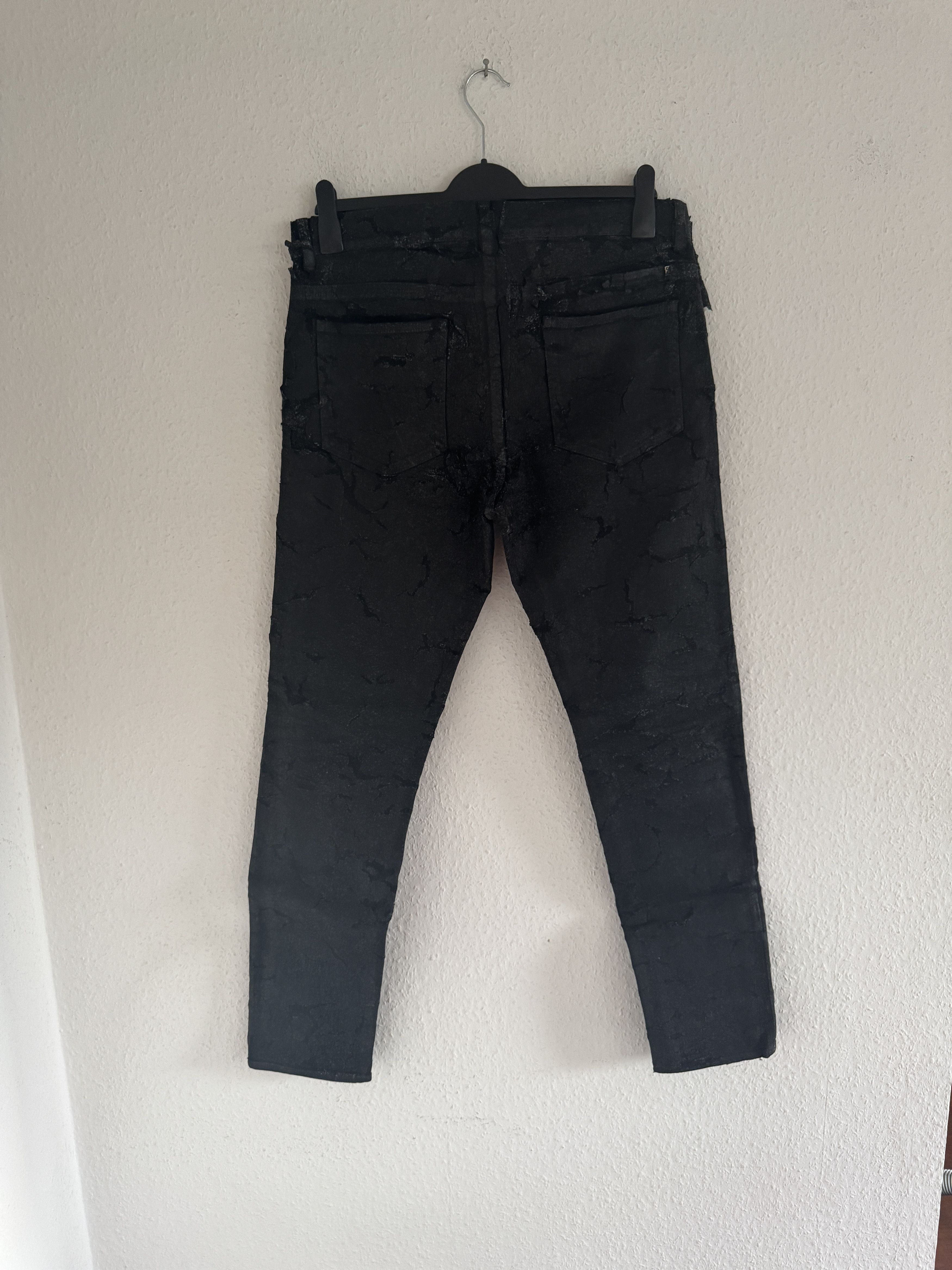 Cracked Paint Slim-Fit Denim Pants – Black