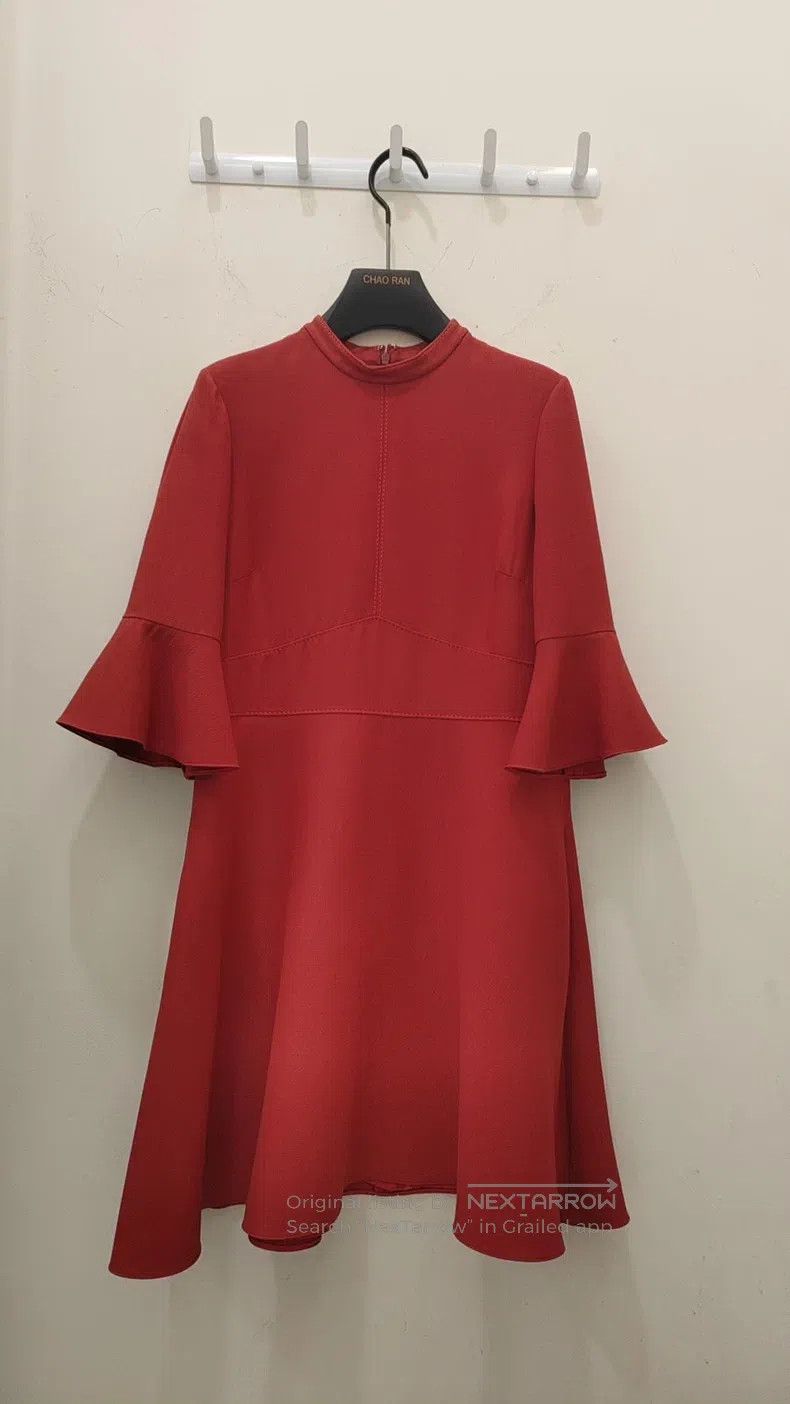 Valentino Valentino dress Size XL / US 12-14 / IT 48-50 - 1 Thumbnail