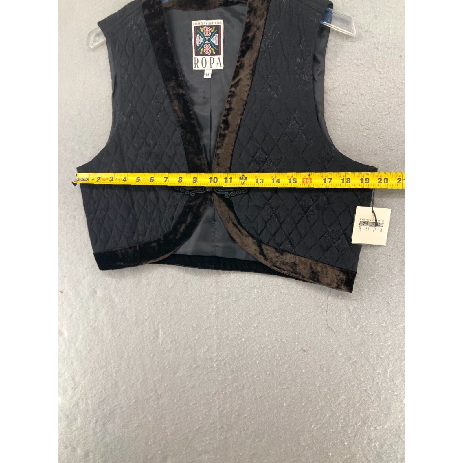 Velvet Hairston Roberson Womens Vest Medium Black Velvet Button USA Made NWT Size M / US 6-8 / IT 42-44 - 2 Thumbnail