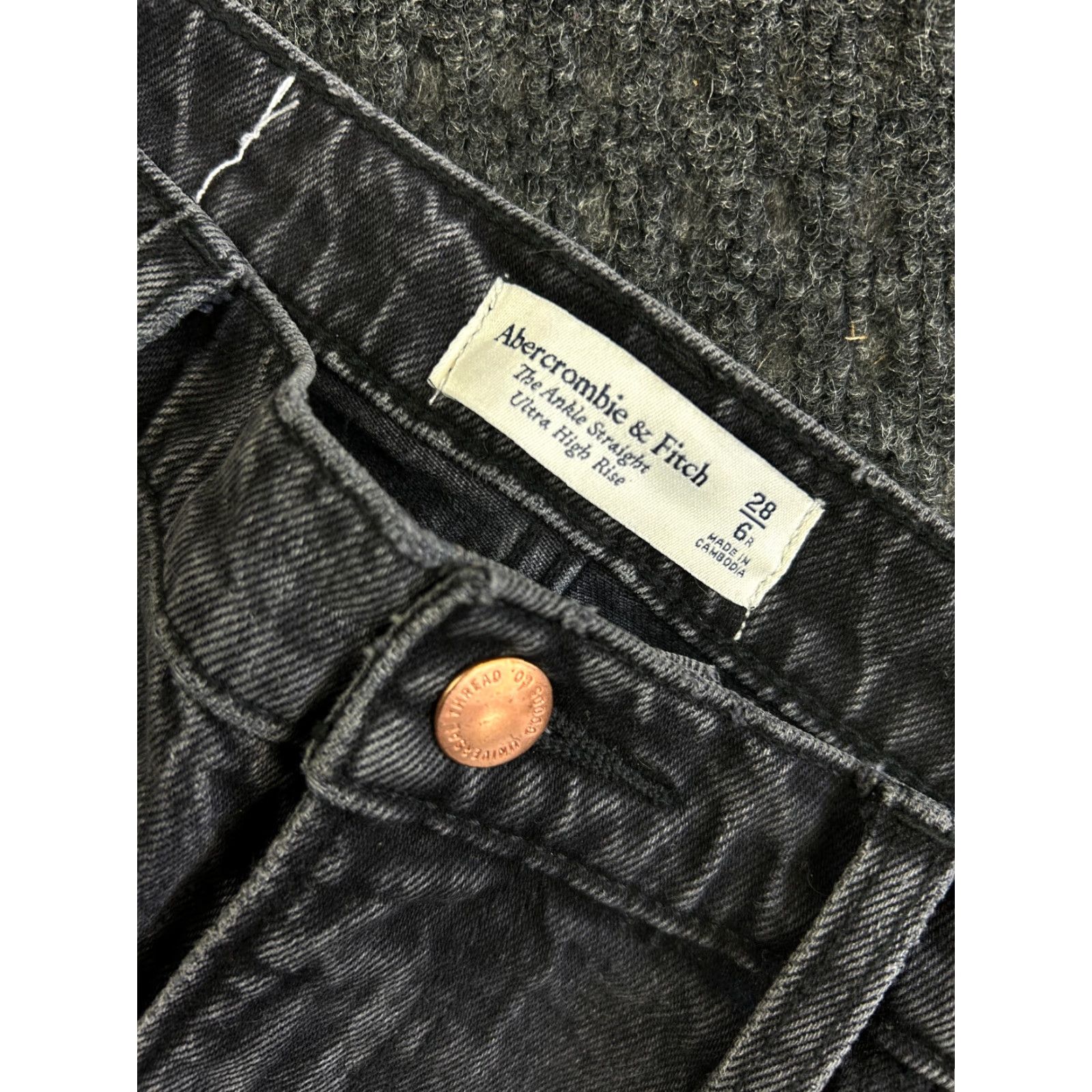 Abercrombie & Fitch Abercrombie & Fitch Jeans Ankle Straight 28 6 R Black Womens Regular 28 5-Pocket Denim Modern Comfort 90s Beach Bohemian City Preppy Style Size 28" / US 6 / IT 42 - 3 Thumbnail