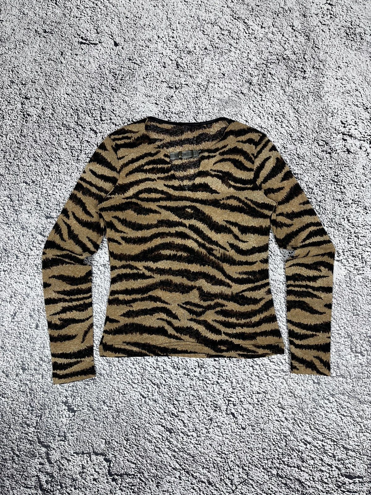 Japanese Brand Vintage Glamour tiger pattern cavalli style longsleeve top Size S / US 4 / IT 40 - 1 Thumbnail