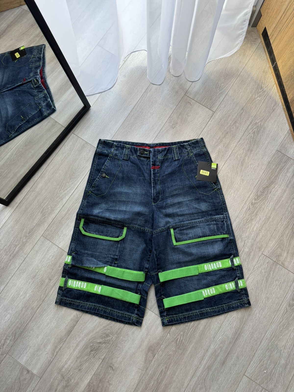 Marithe + Francois Girbaud Vintage Marithe Francois Girbaud Parachute Cargo Shorts Size US 34 / EU 50 - 1 Thumbnail
