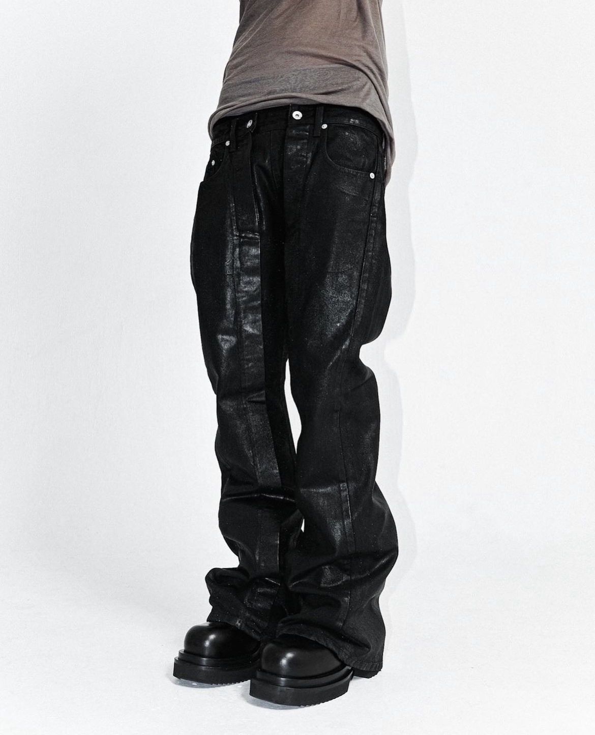 Designer No Mass Prod 02 “GLEAM” Flared Jeans Black Waxed Denim 