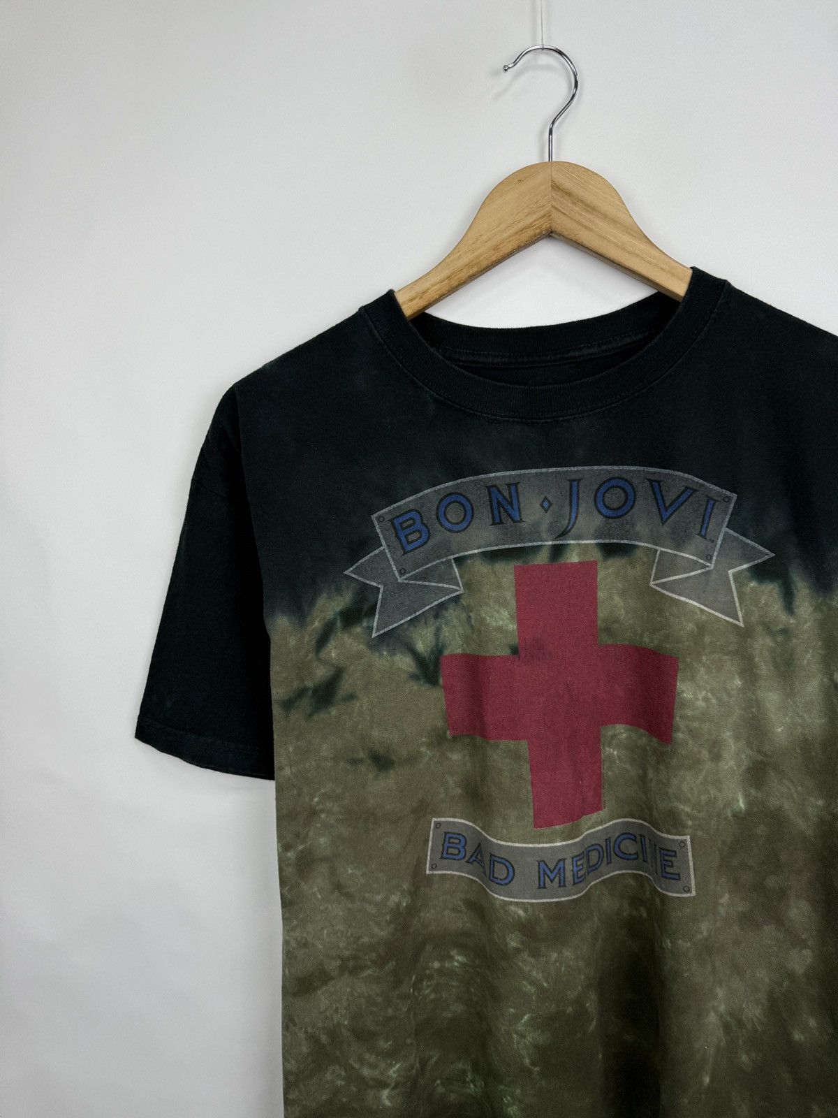 Liquid Blue 🇺🇸 Vintage Bon Jovi Bad Medicine Tour T-Shirt 2006 Retro Rare Size US XL / EU 56 / 4 - 3 Thumbnail