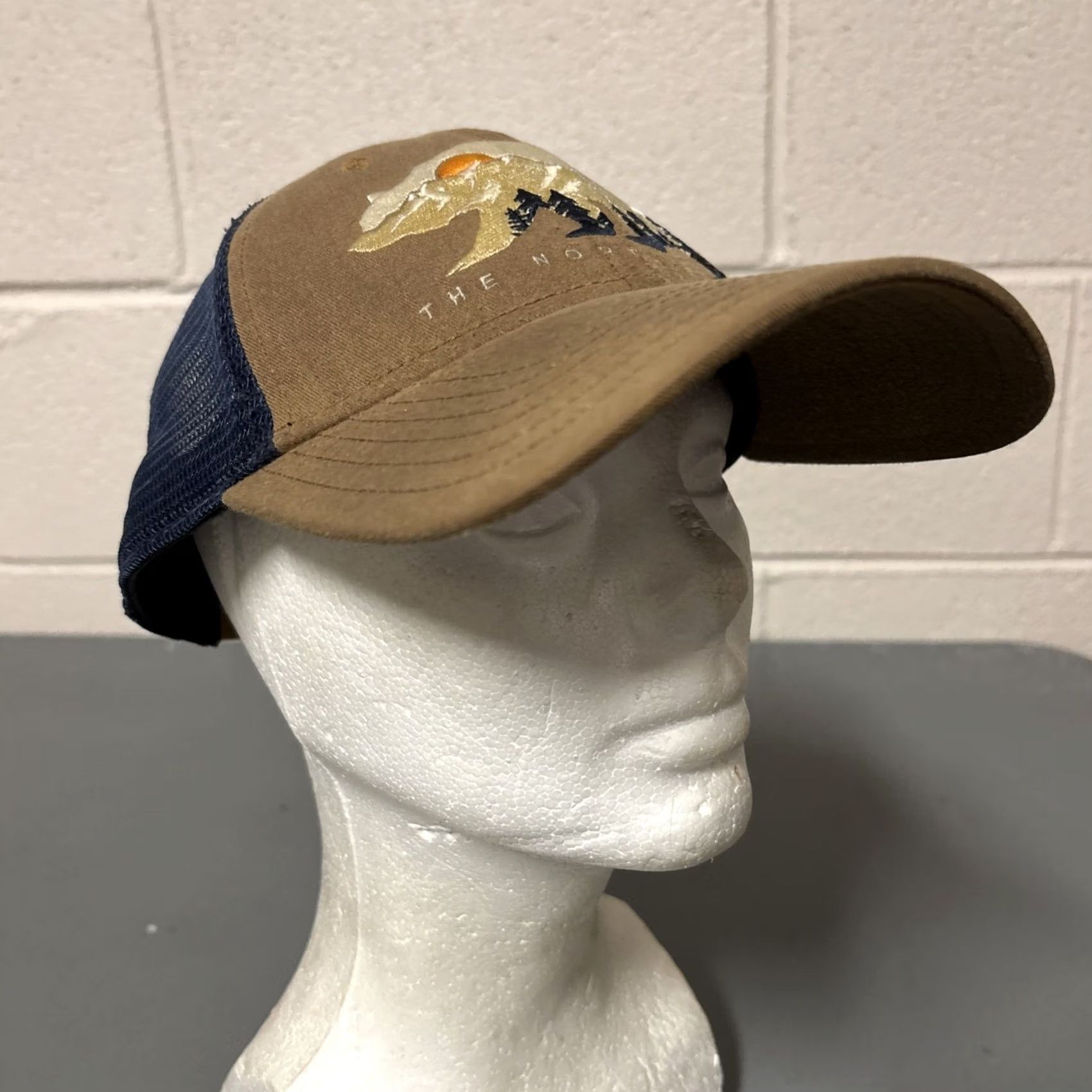 The North Face The North Face Embroidered Mudder Trucker Cap Taupe Green Bear Size ONE SIZE - 2 Thumbnail