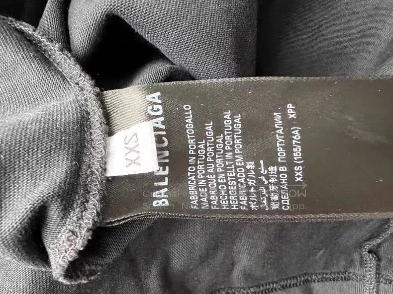 Balenciaga Balenciaga Distressed Eiffel Tower Longsleeve. Size US XXS / EU 40 - 4 Thumbnail