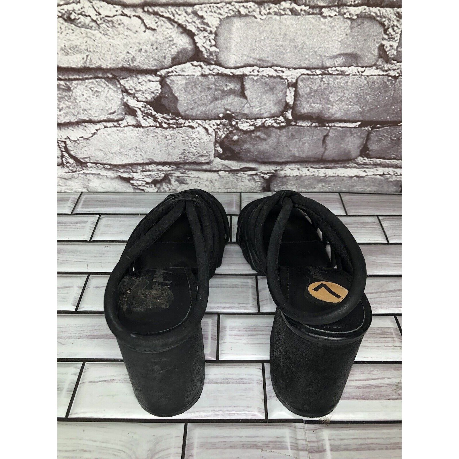 Free People Free People Black Leather Cuban Heel Cage Strappy Sandals Wo Size US 7 / IT 37 - 9 Thumbnail