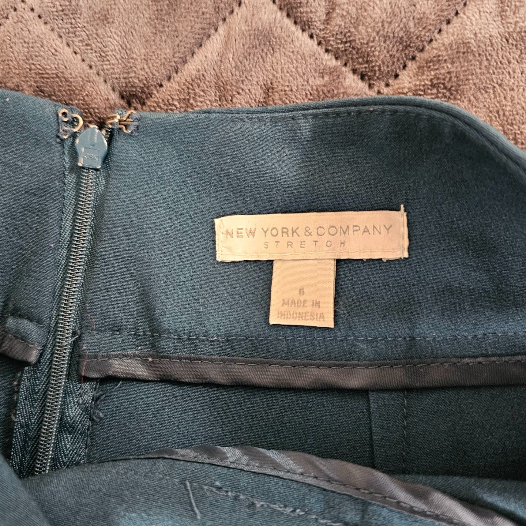 Vintage New York & Company Womens Skirt Pencil Size 6 Teal Pockets Stretch Office Career Preppy Modern Size 28" / US 6 / IT 42 - 2 Thumbnail