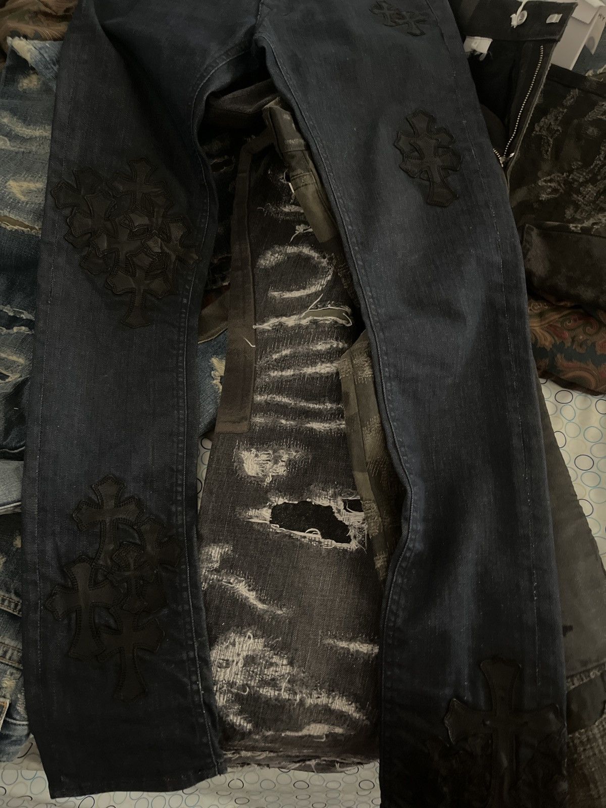 Chrome Hearts NFS - Chrome Hearts 1:1 April77 cross patch jeans Size US 28 / EU 44 - 1 Thumbnail