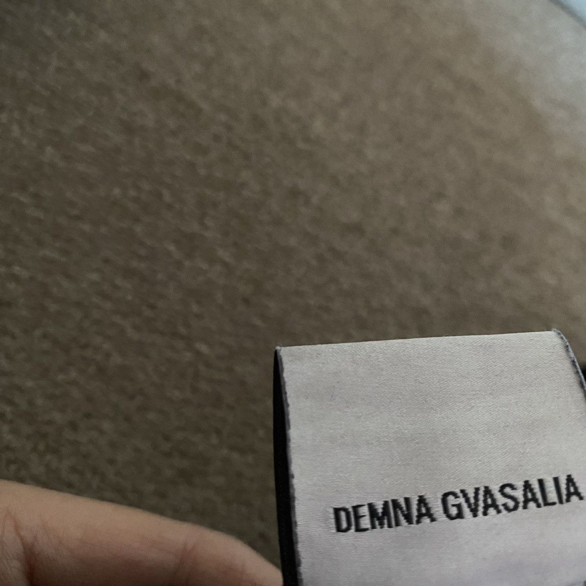 Vetements Vetements Gothic Logo Pants F/W 20 DEMNA GVASALIA Size US 33 - 5 Thumbnail