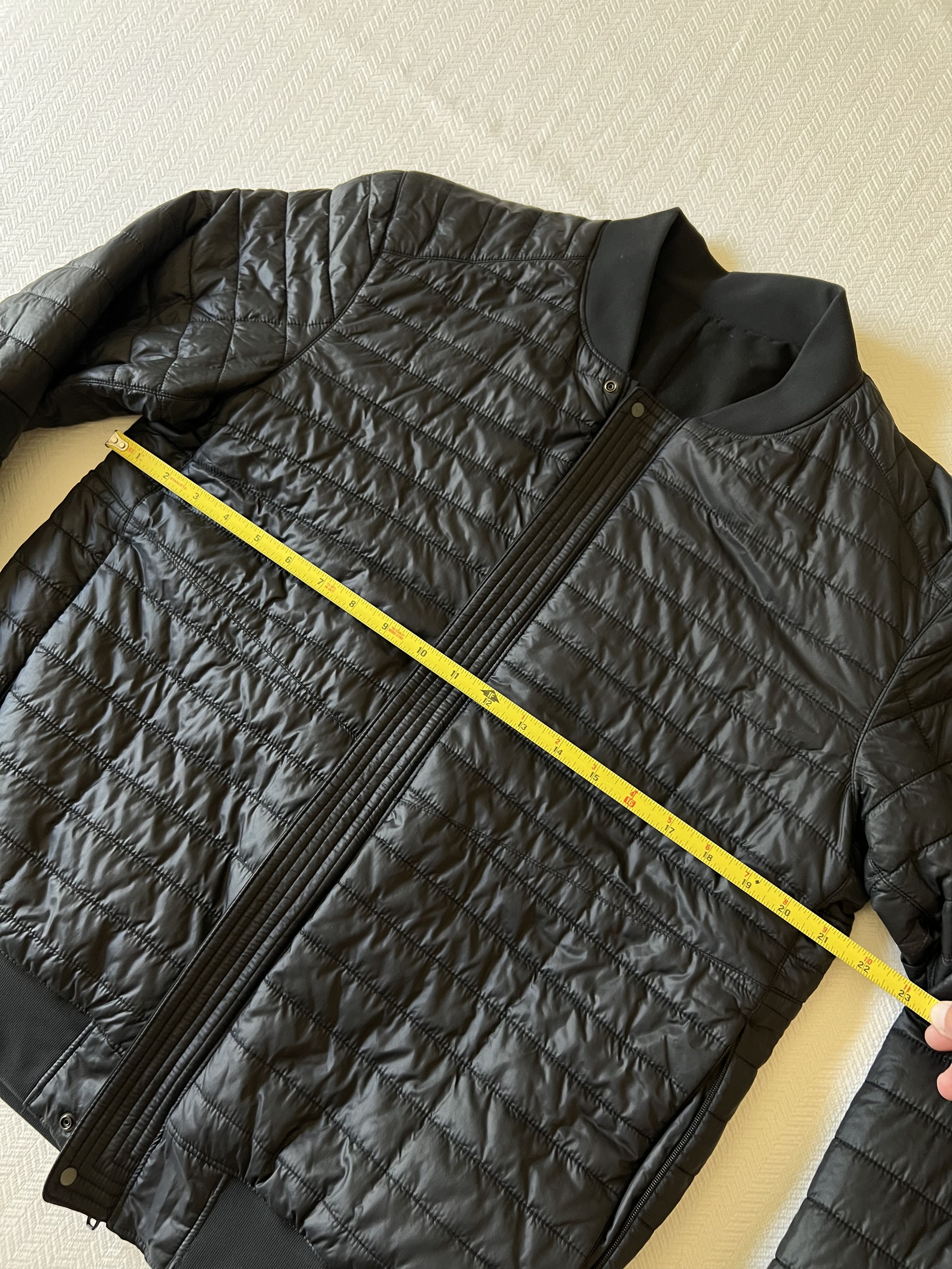 Lululemon Lululemon Switch Over Bomber Reversible - Black/Small Size US S / EU 44-46 / 1 - 5 Thumbnail