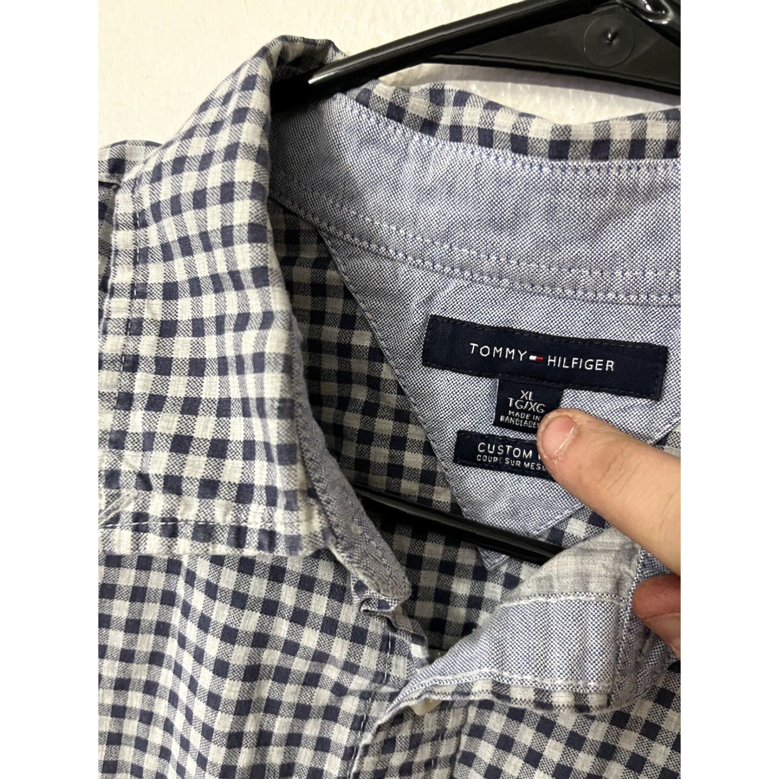 Tommy Hilfiger Tommy Hilfiger Button Down Shirt Mens XL Blue Plaid Custom Fit Casual Work Gingham Size US XL / EU 56 / 4 - 3 Thumbnail