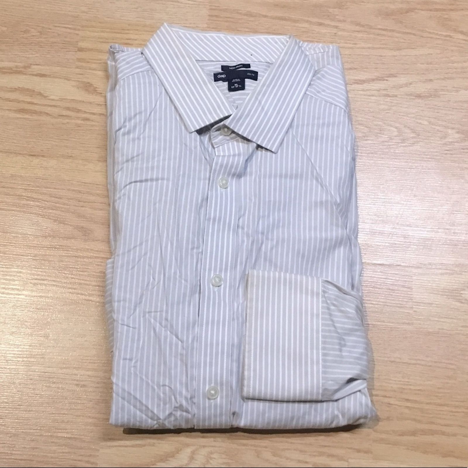 Gap Gap Non Iron Slim Fit Button Down Shirt Size US XL / EU 56 / 4 - 1 Thumbnail