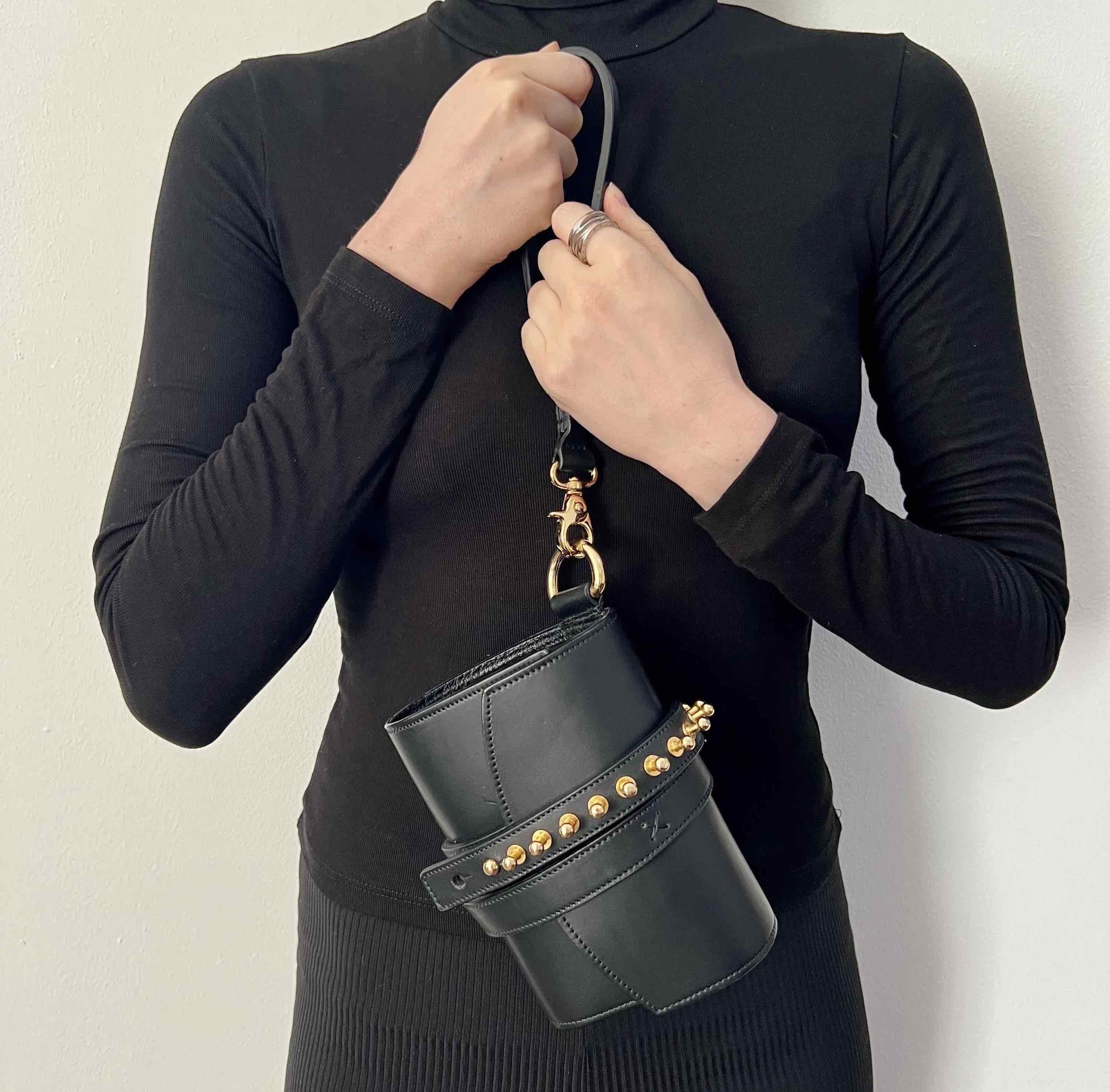 Other Loes Vrij Glorious Gun Black Gold Leather Bag Size ONE SIZE - 1 Thumbnail