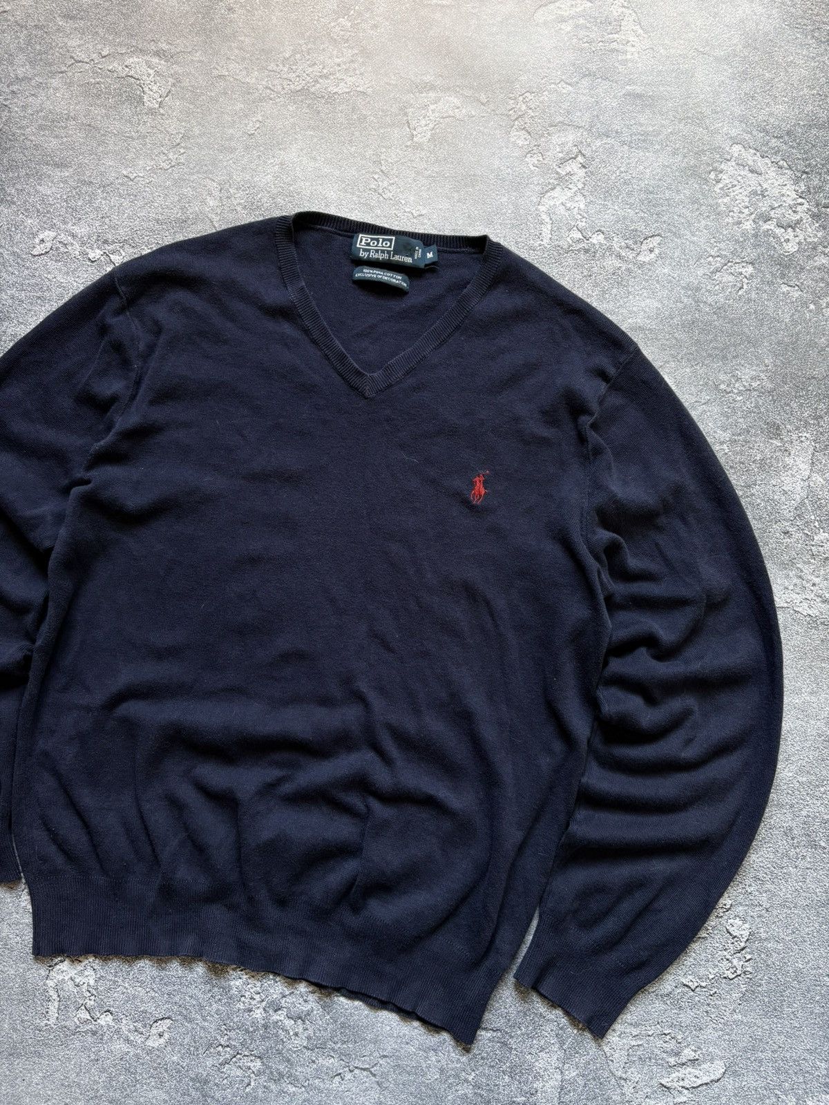 Polo Ralph Lauren Vintage Polo Ralph Lauren Small Pony V-Neck Mens Sweater Size US M / EU 48-50 / 2 - 3 Thumbnail