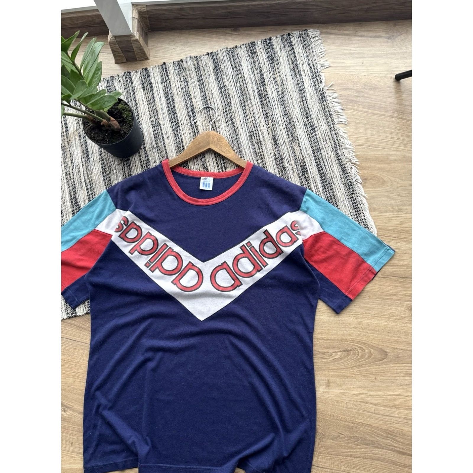 Adidas VINTAGE Adidas Double Logo T Shirt Mens L 80s 90s Blue City Retro Rare Logo USA Japanese Style Size US L / EU 52-54 / 3 - 4 Thumbnail