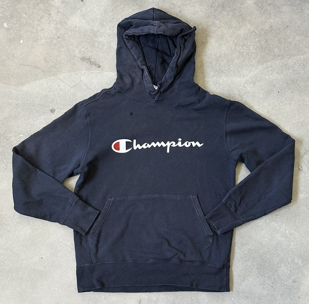 Champion VINTAGE CHAMPION DISTRESSED HOODIE Size US M / EU 48-50 / 2 - 1 Thumbnail