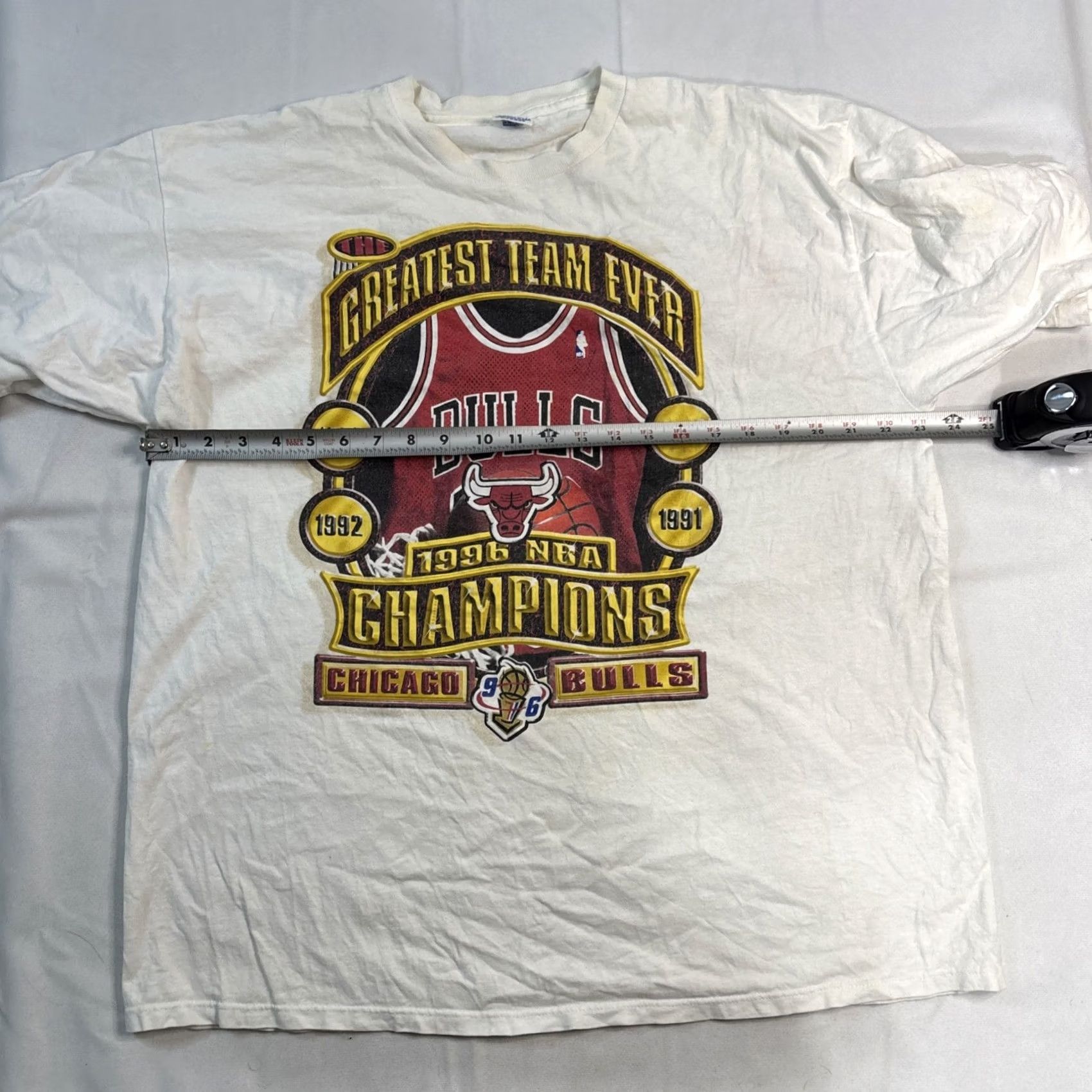 Starter VINTAGE Starter T Shirt 1996 CHICAGO BULLS Greatest Team Ever Single Stitch Mens XL White 90s Sports Basketball Championship Shirt Size US XL / EU 56 / 4 - 5 Thumbnail