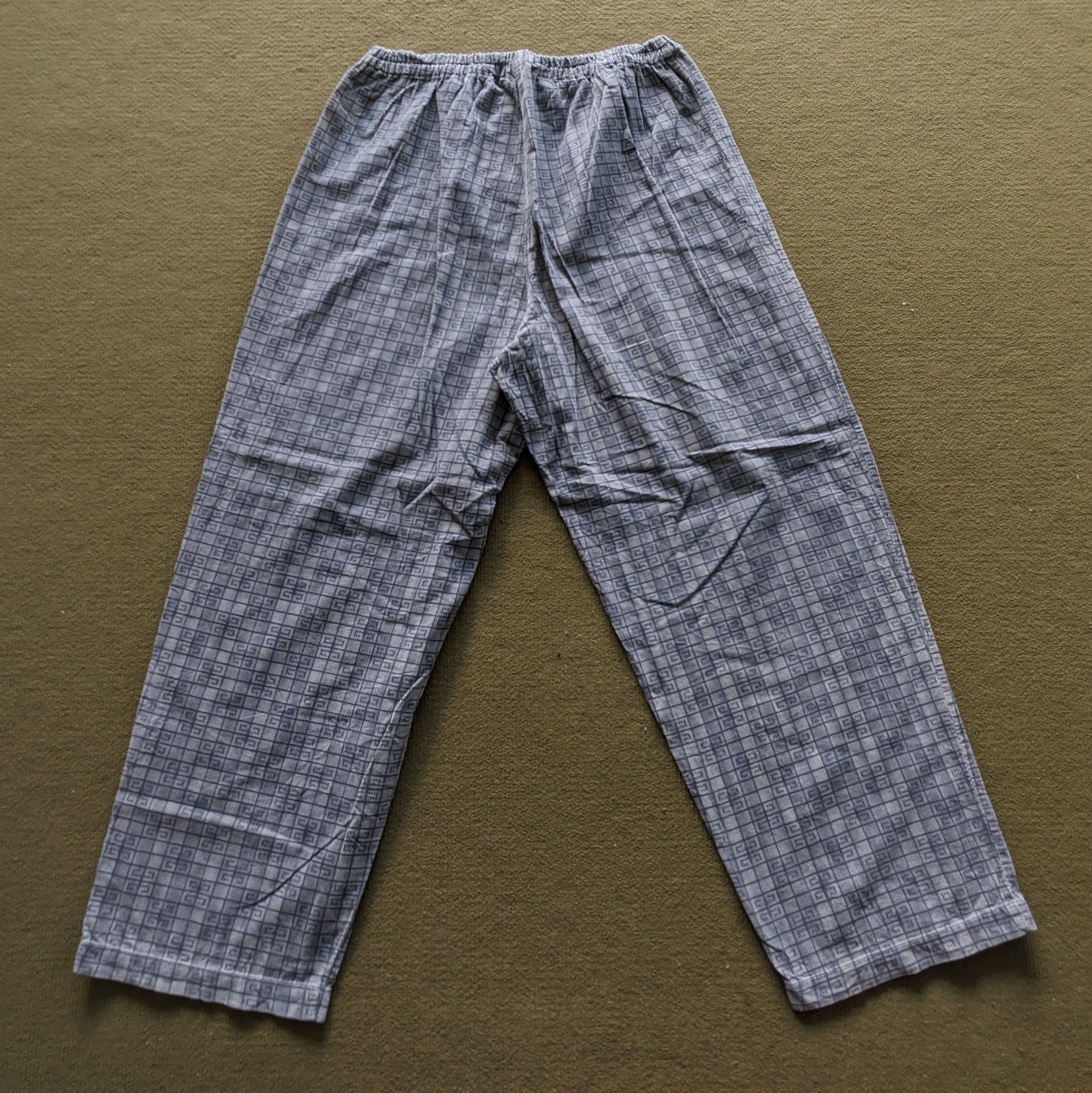 Givenchy Vintage GIVENCHY One Set Italian Brand Pants Size US 26 / EU 42 - 2 Thumbnail