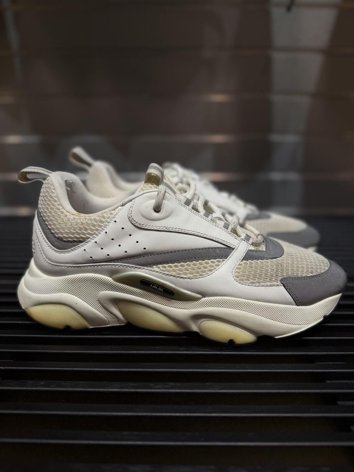 Dior Size 44EU/11US Dior B22 White 100% Authentic $1300 Size US 11 / EU 44 - 2 Thumbnail