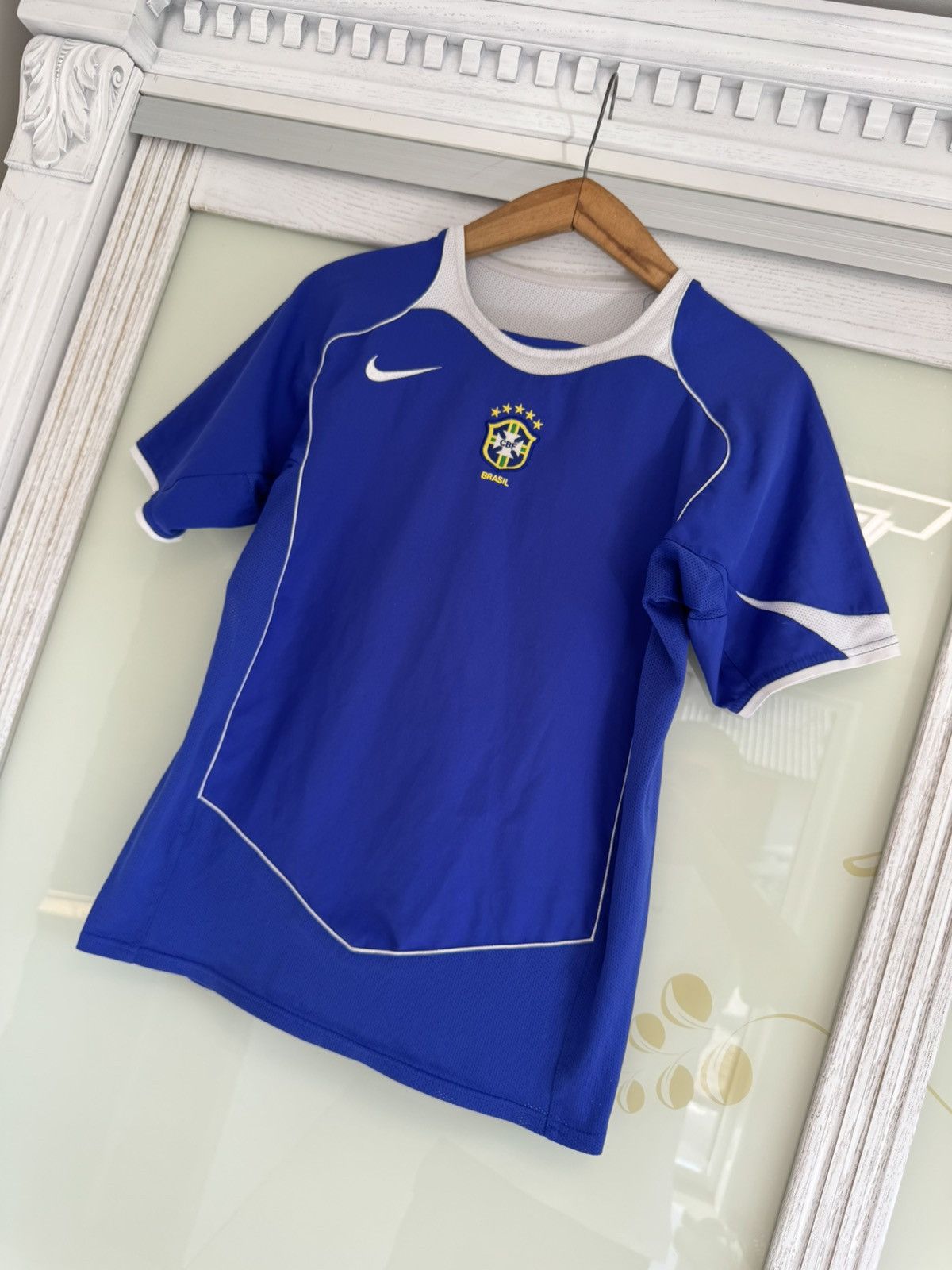 Nike Brazil 2004-2005 Away Soccer Jersey Football Kit Shirt Size US XS / EU 42 / 0 - 3 Thumbnail