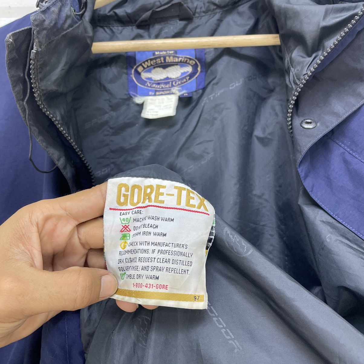 Goretex Vintage Army Jacket Made For West Marine Goretex Jacket Size US M / EU 48-50 / 2 - 6 Thumbnail