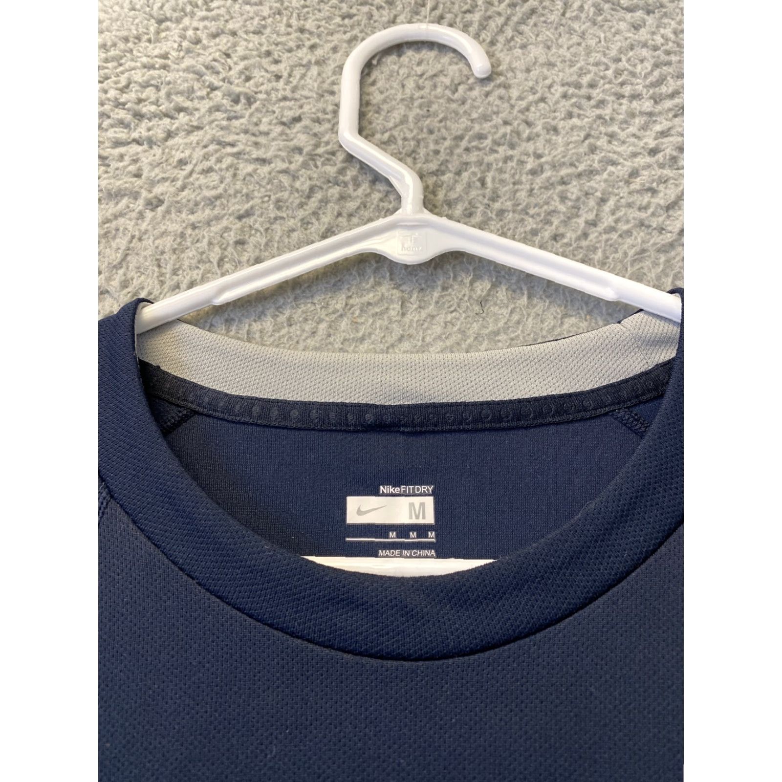 Nike Nike Men Activewear Top Medium Navy Logo Dri-fit Short Sleeve Crew Navy/Blue Logo Nike Dri-FIT T-Shirt Size US M / EU 48-50 / 2 - 5 Thumbnail