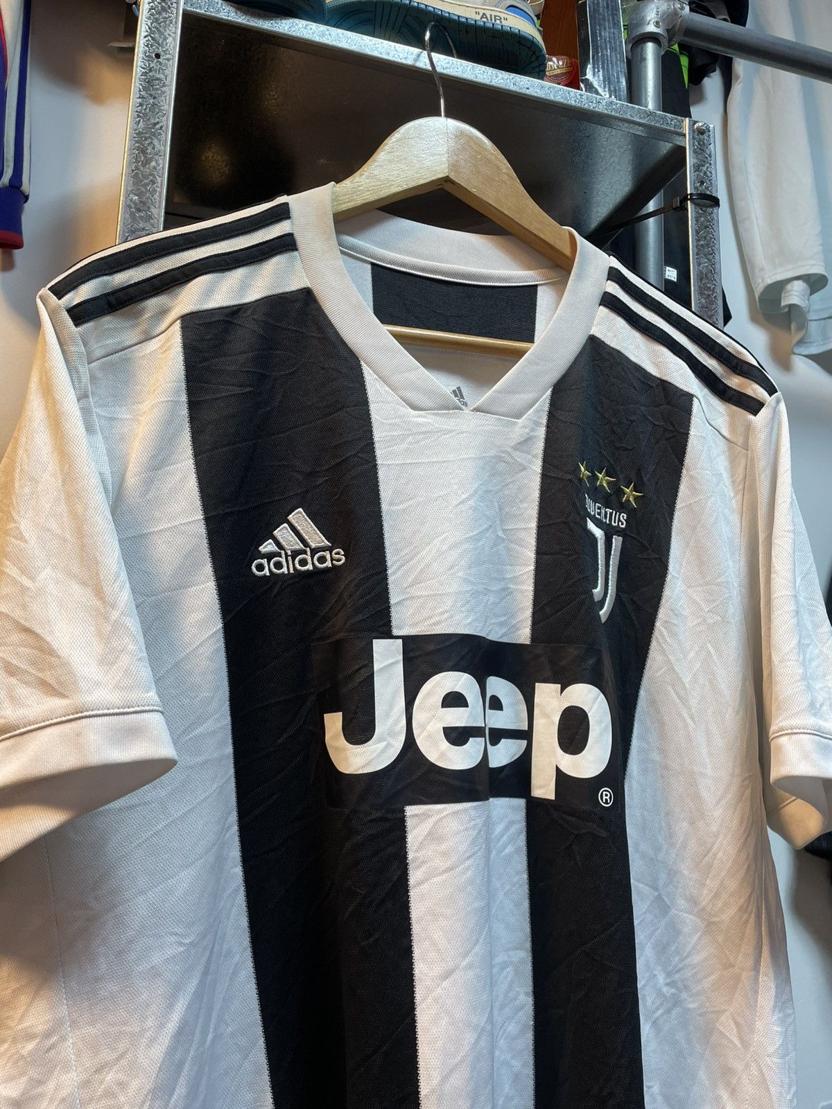 Adidas × Vintage 2018-2019 Juventus CR7 Home Kit Size US XL / EU 56 / 4 - 3 Thumbnail