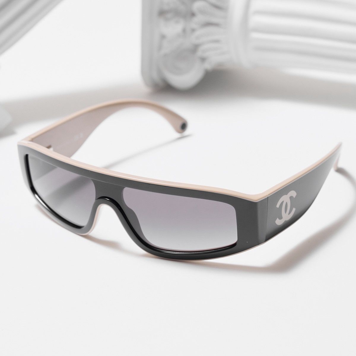 Chanel CHANEL 0CH6057 C534S6 SUNGLASSES Size ONE SIZE - 2 Thumbnail