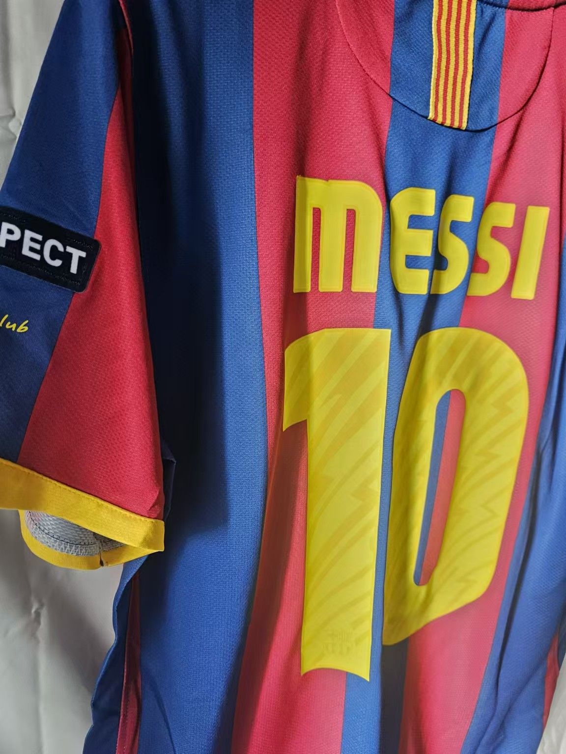 Other 2010 2011 Barcelona #10 Messi Jersey Home Size US XL / EU 56 / 4 - 3 Thumbnail