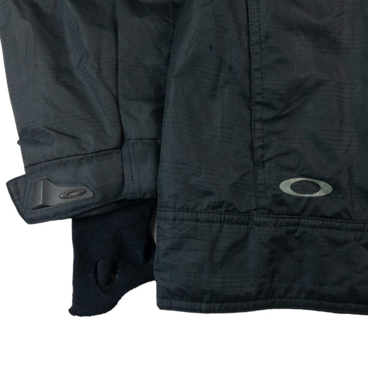 Oakley Vintage Oakley Zip Up Snowboarding Jacket Size M Size US M / EU 48-50 / 2 - 6 Thumbnail