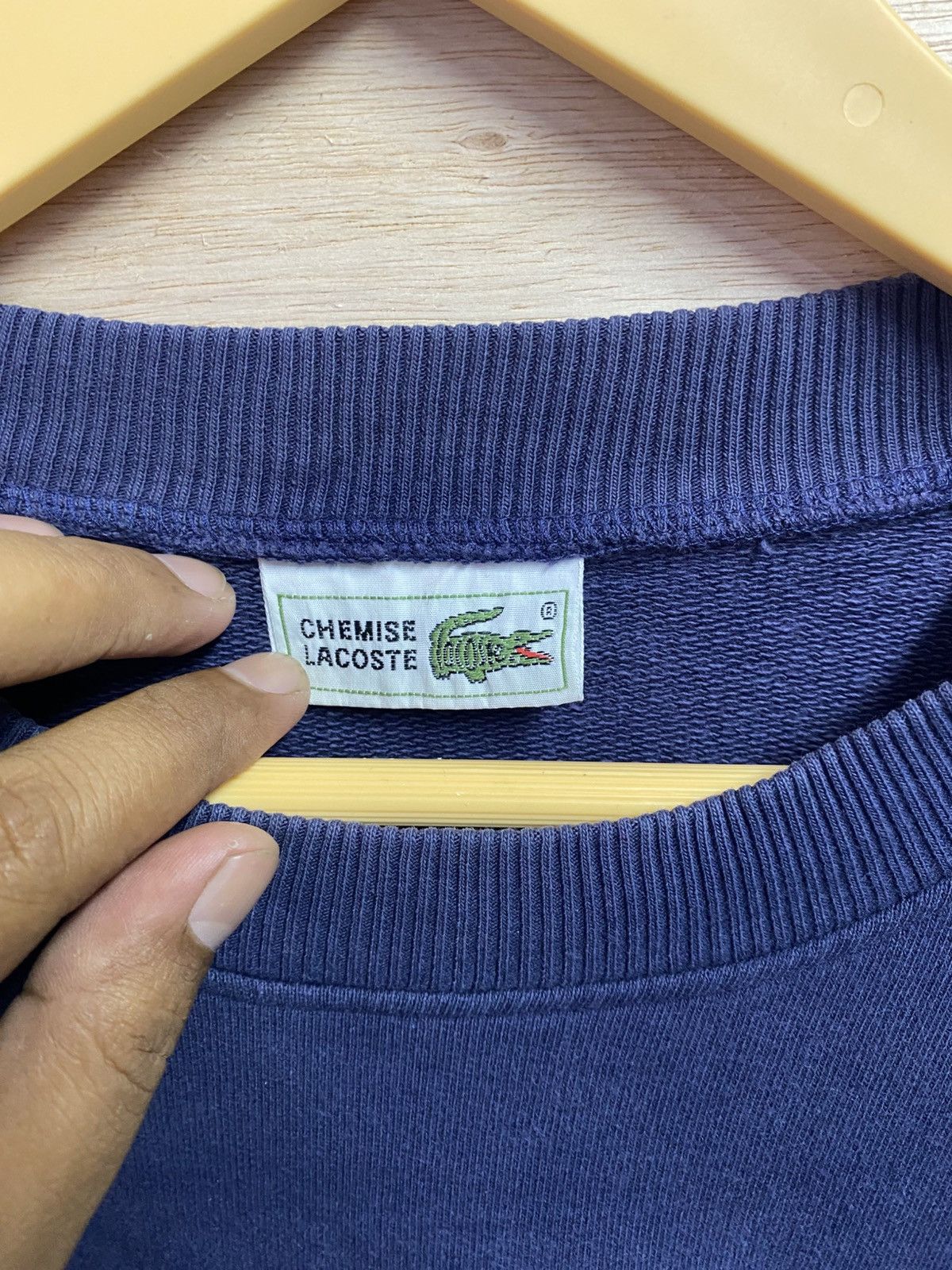 Lacoste vintage navy Lacoste sweatshirt with an embroidered logo Size US XL / EU 56 / 4 - 2 Thumbnail