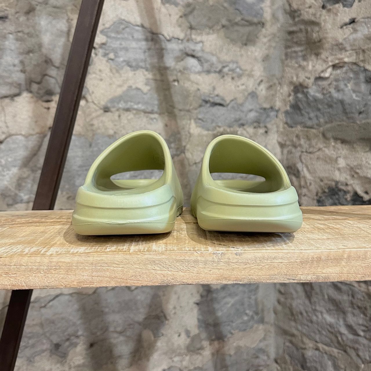Adidas × Kanye West Adidas Yeezy 2022 Resin Green Slides Size US 9 / EU 42 - 4 Thumbnail