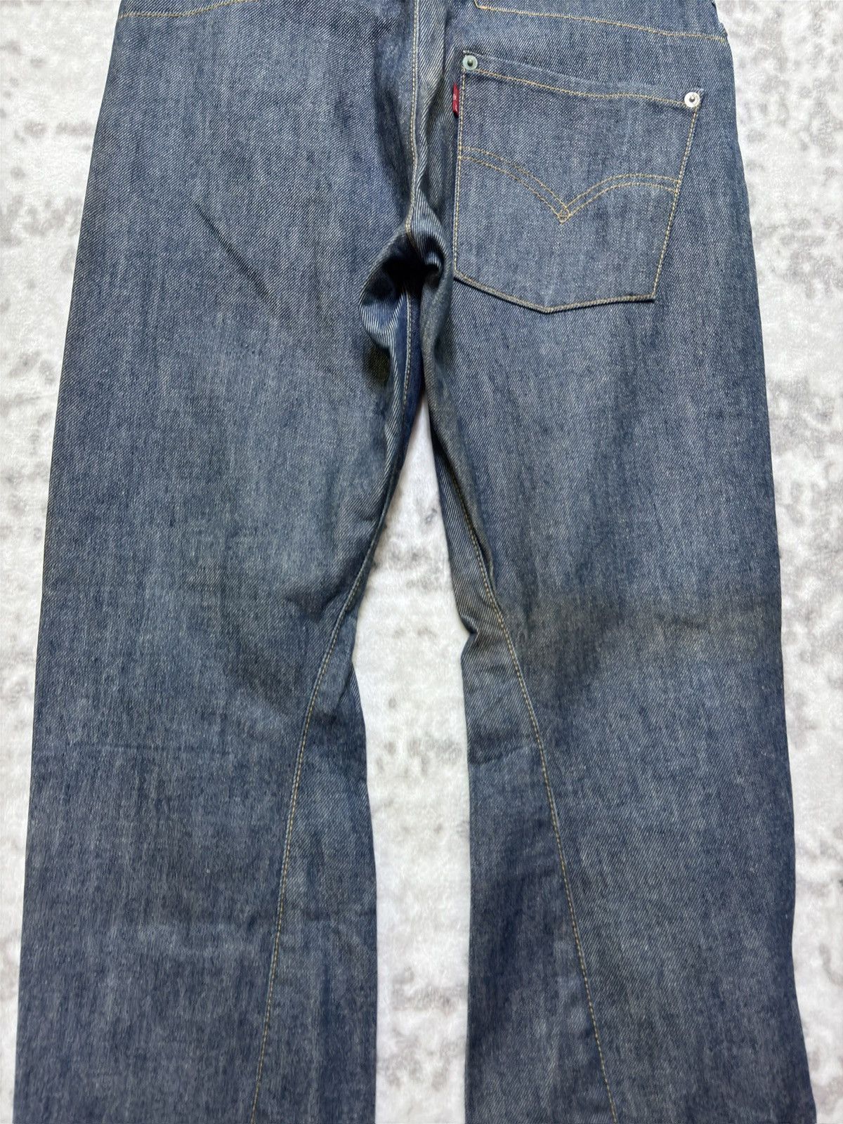 Levi's Levi’s Engineered Jeans Slim Twisted Seam Made in Japan Size US 26 / EU 42 - 12 Thumbnail