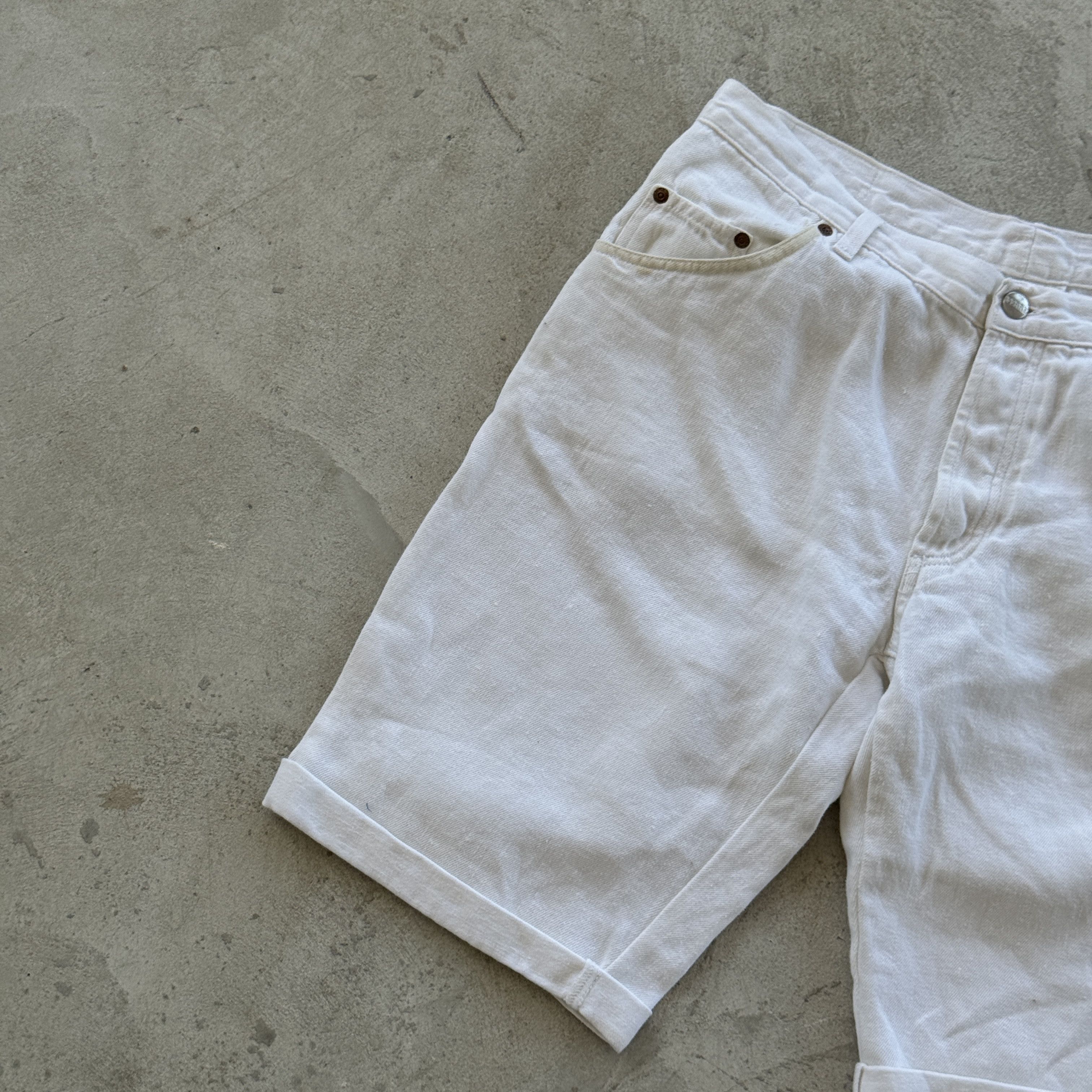 Gianfranco Ferre Vintage 90s Gianfranco Ferre Denim Shorts Size US 38 / EU 54 - 4 Thumbnail