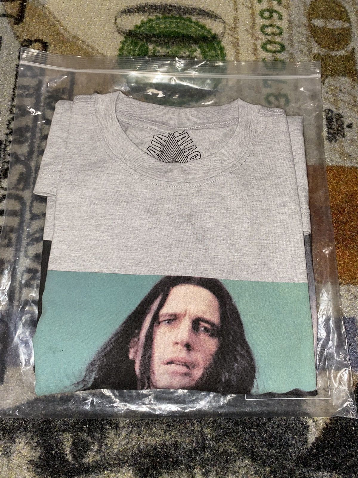 Palace Palace Wise Up T-Shirt Grey Size US L / EU 52-54 / 3 - 1 Thumbnail