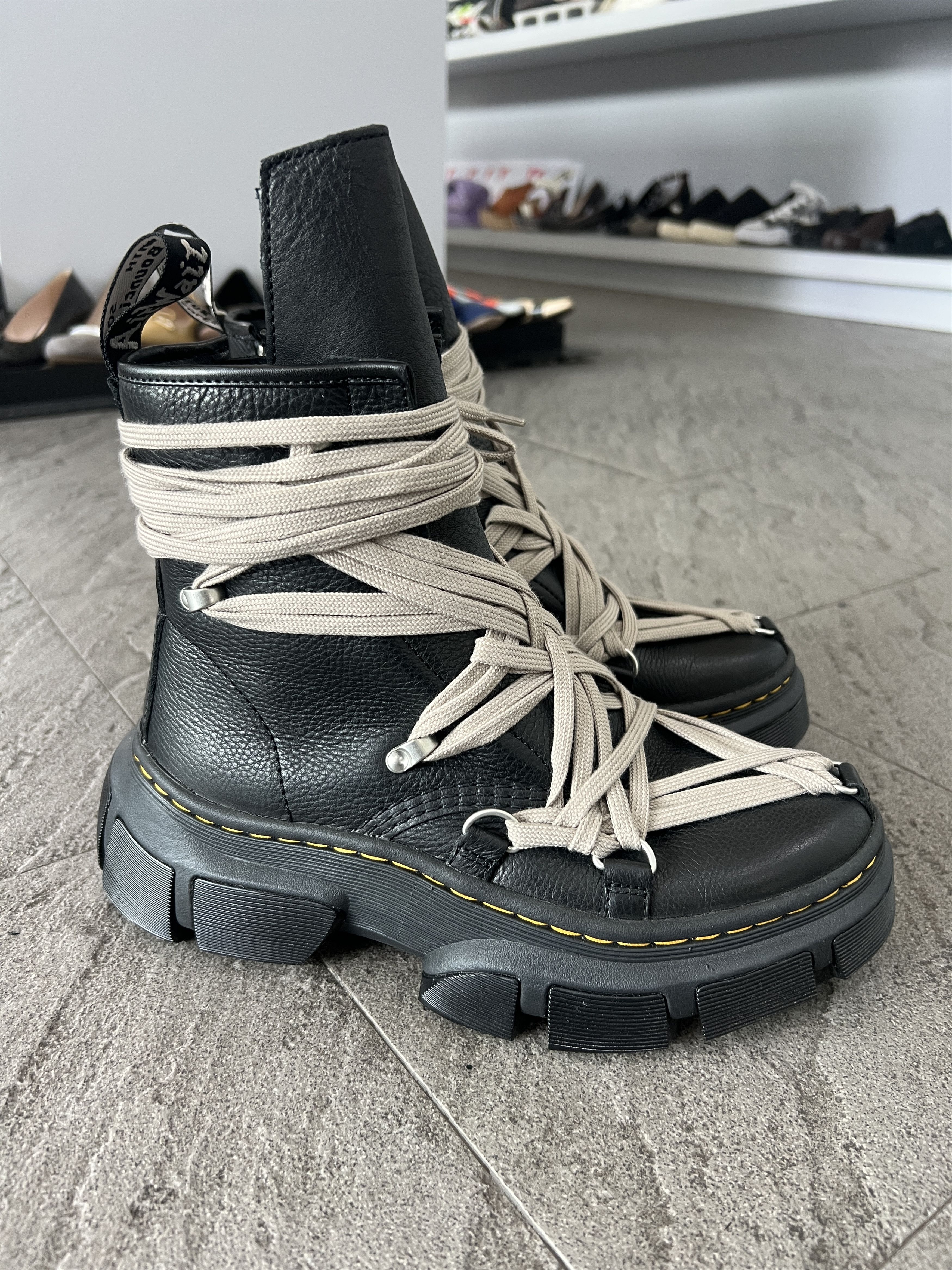Dr. Martens × Rick Owens Dr Martens x Rick Owens 1460 DMXL Megalace EU39 Size US 9 / IT 39 - 3 Thumbnail